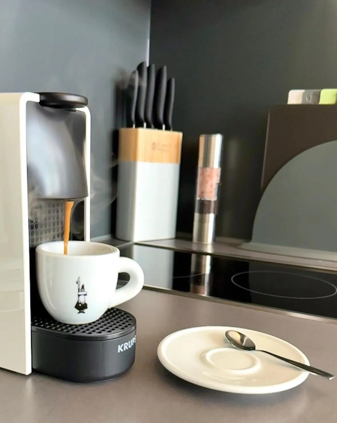 Coffee/tea facilities in MEOS 1 -Zentrum-Balkon-Parkplatz-Gym-Uniklinik