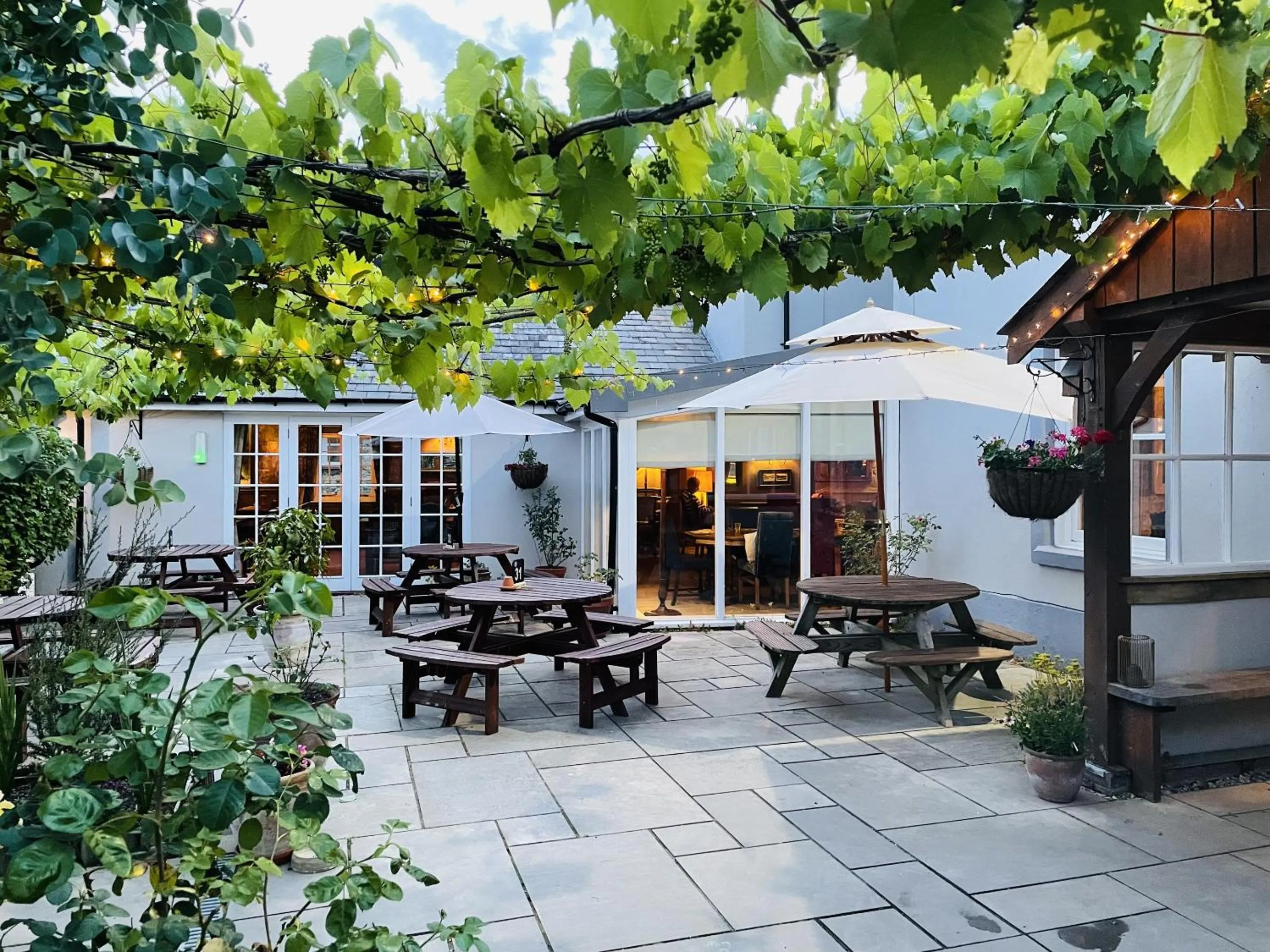 Patio in The Greyhound Inn