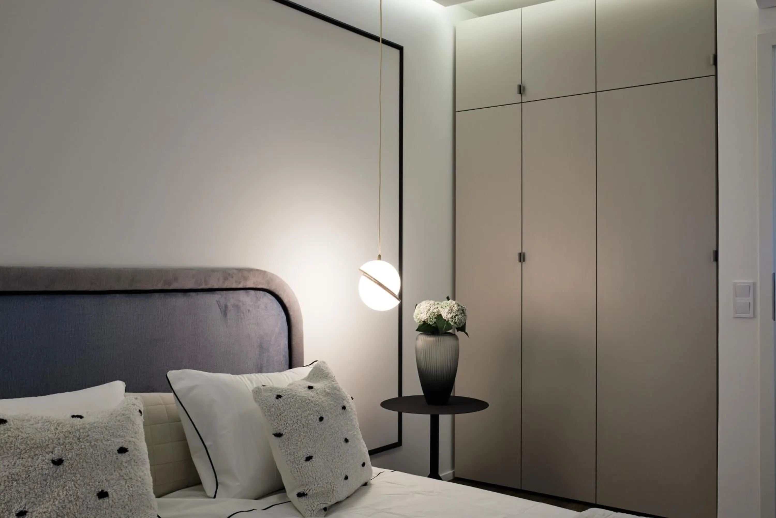 Bed in The Amberlyn Suite Hotel