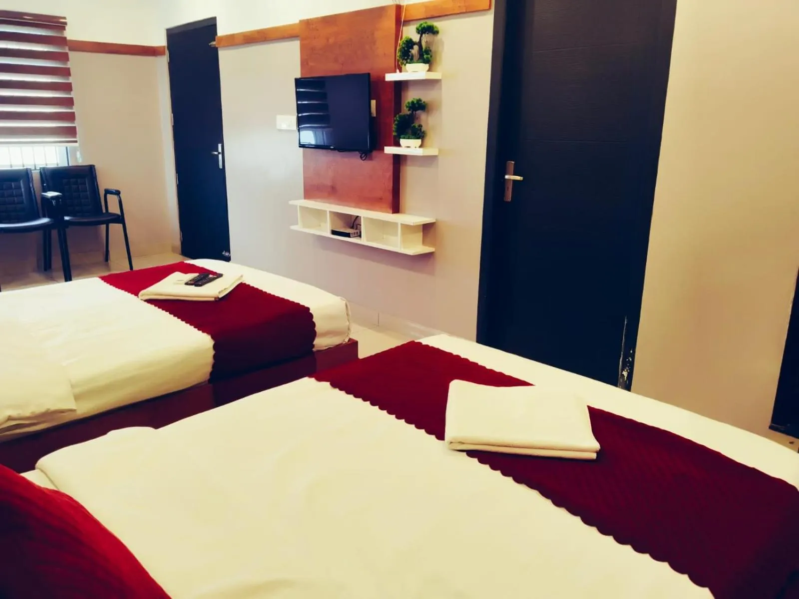 Photo of the whole room, Bed in The Rosetta Castle