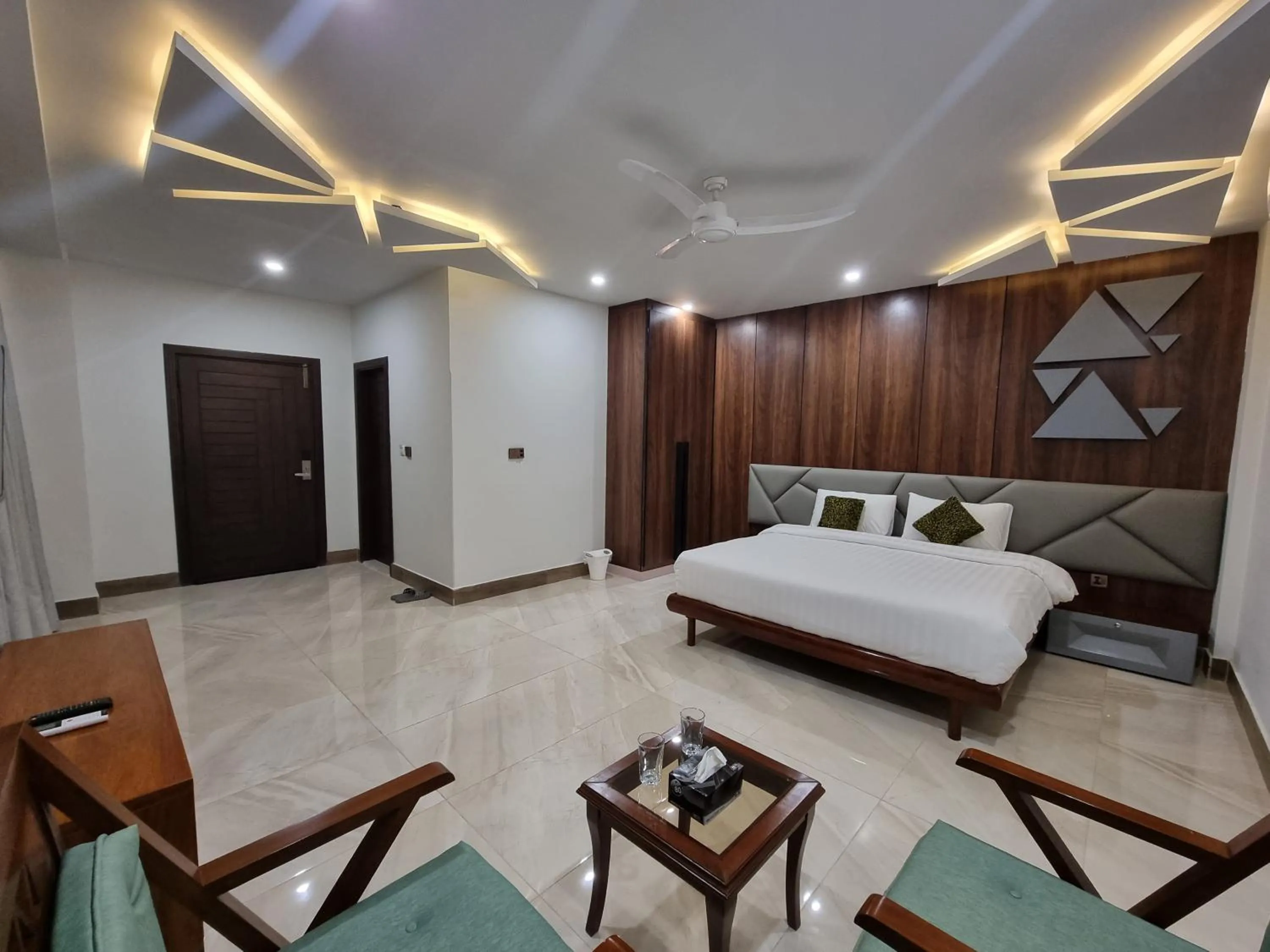 Bed in Grand Hotel Quetta