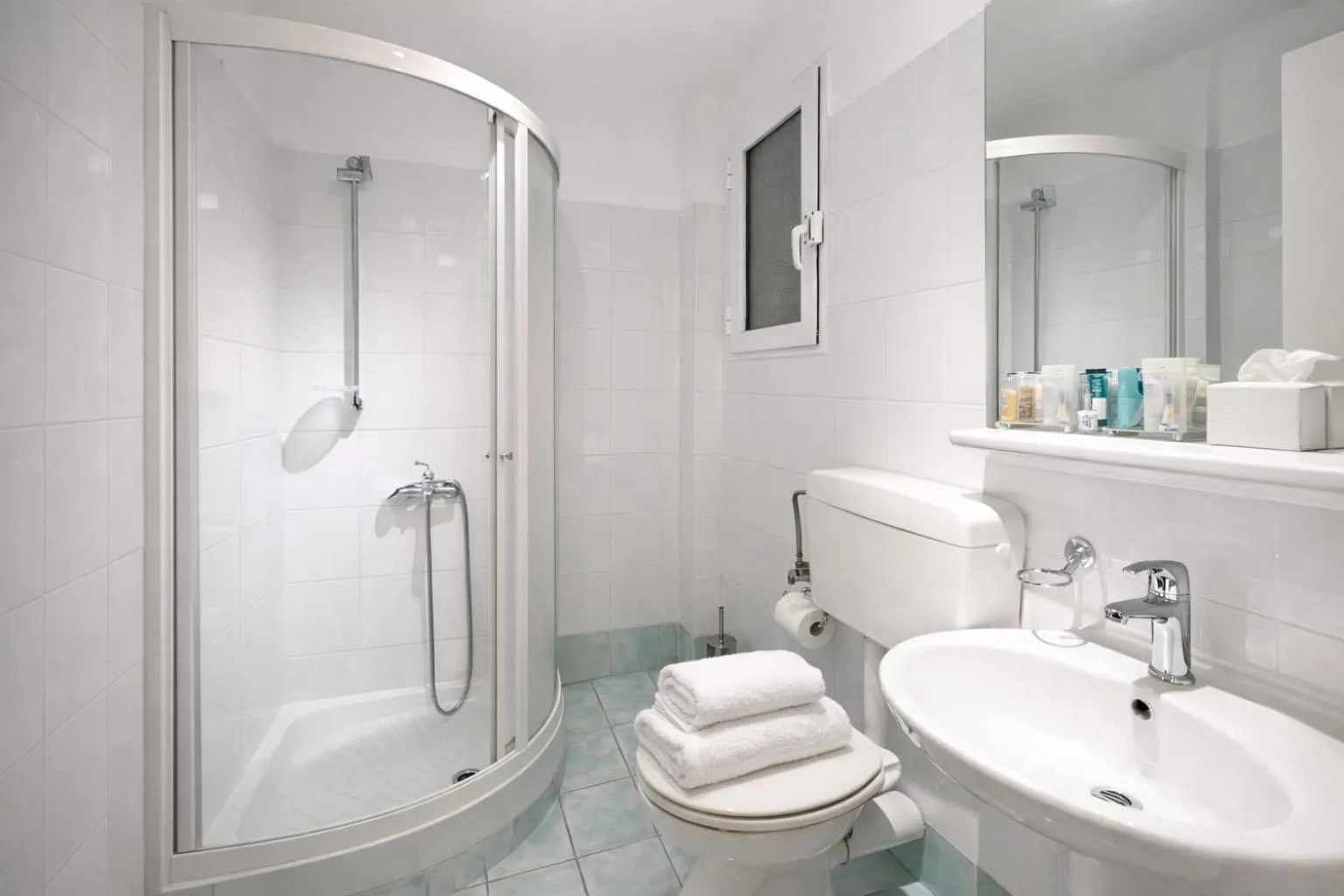 Toilet in Epidavros Hotel