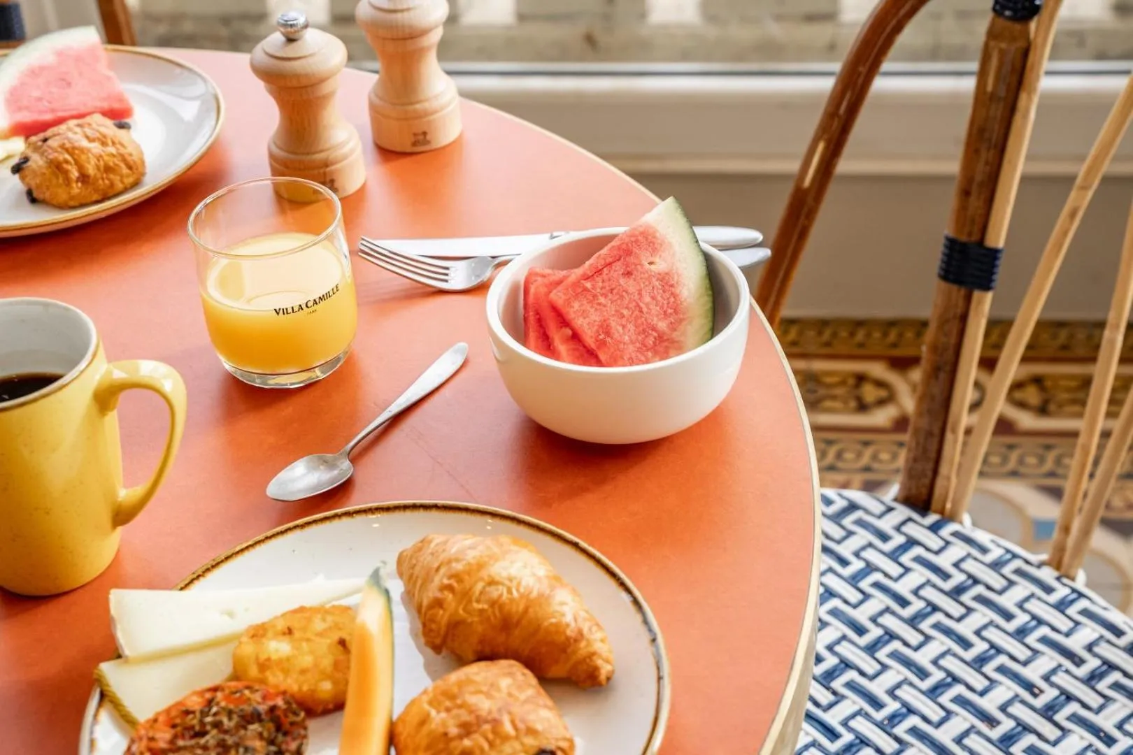 Food and drinks in Villa Camille Hotel & Spa