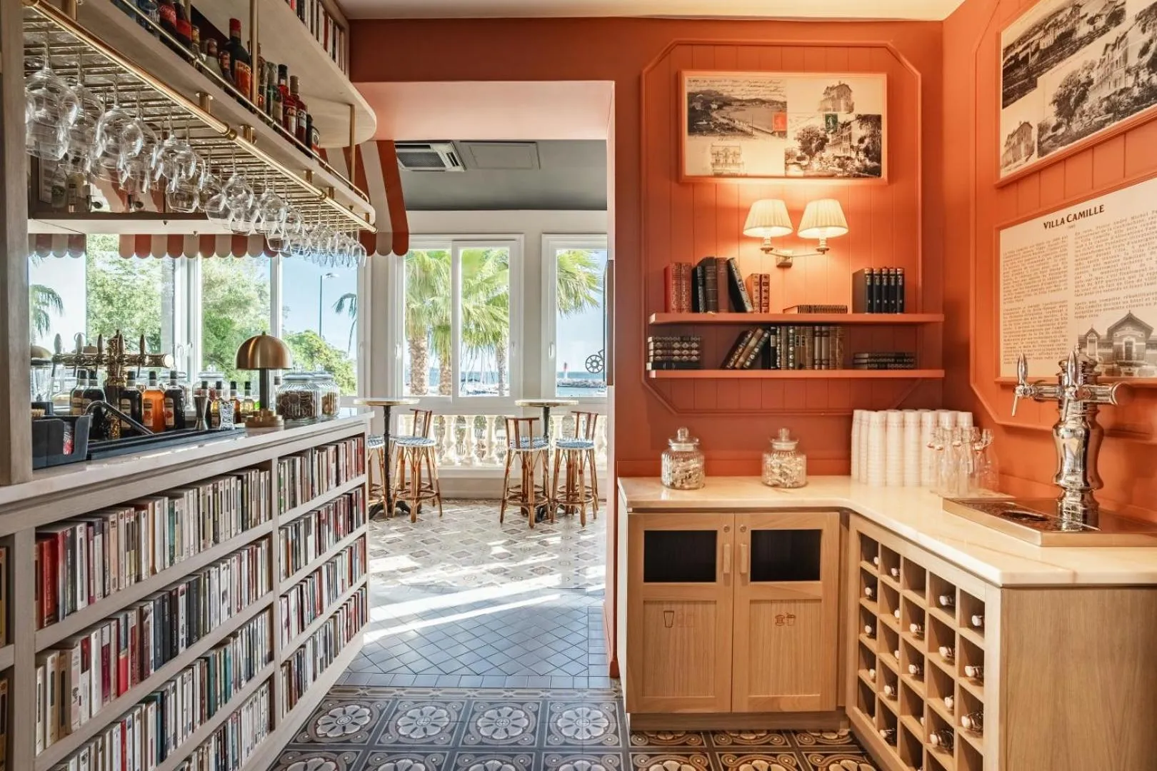 Lounge or bar in Villa Camille Hotel & Spa
