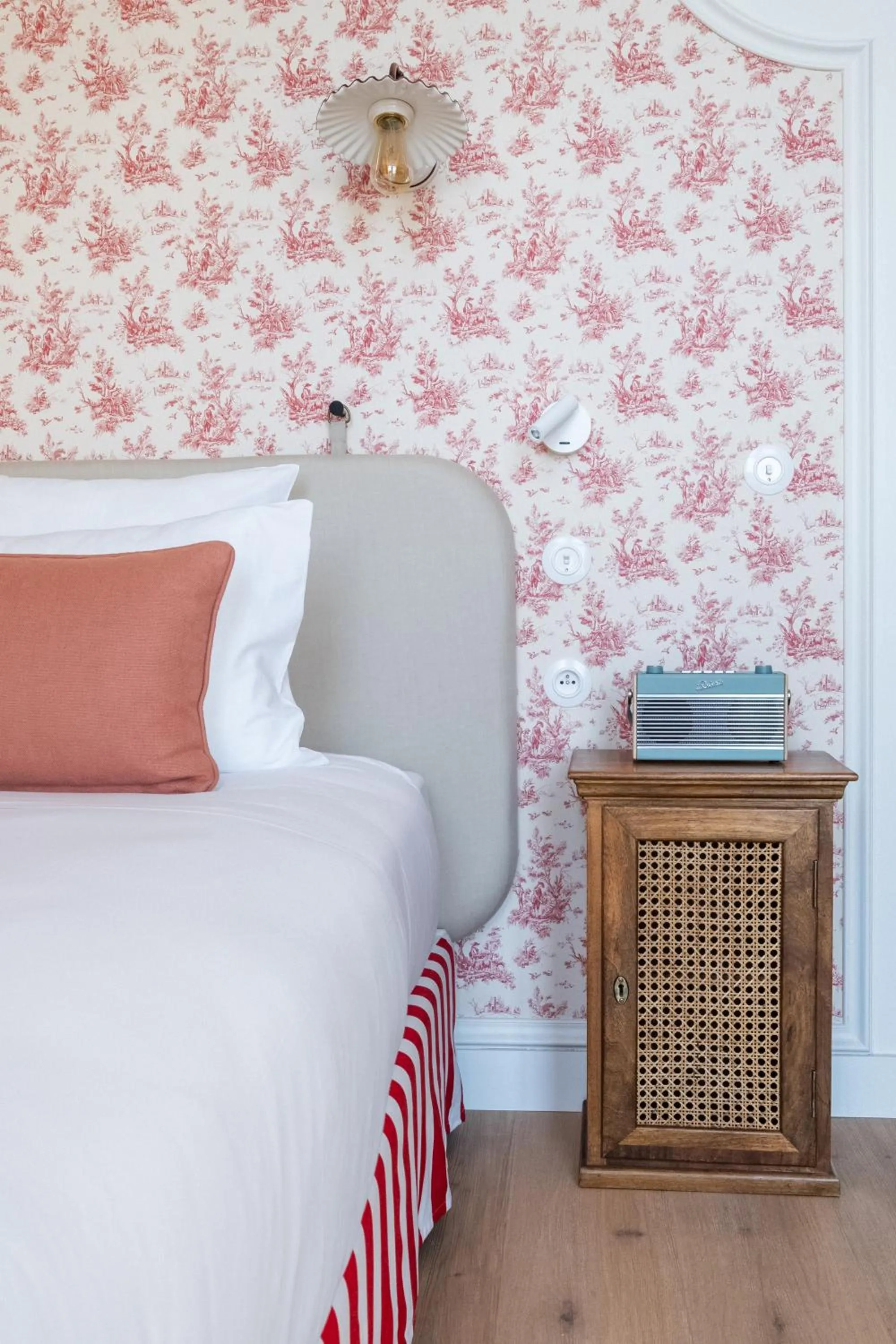 Bed in Villa Camille Hotel & Spa