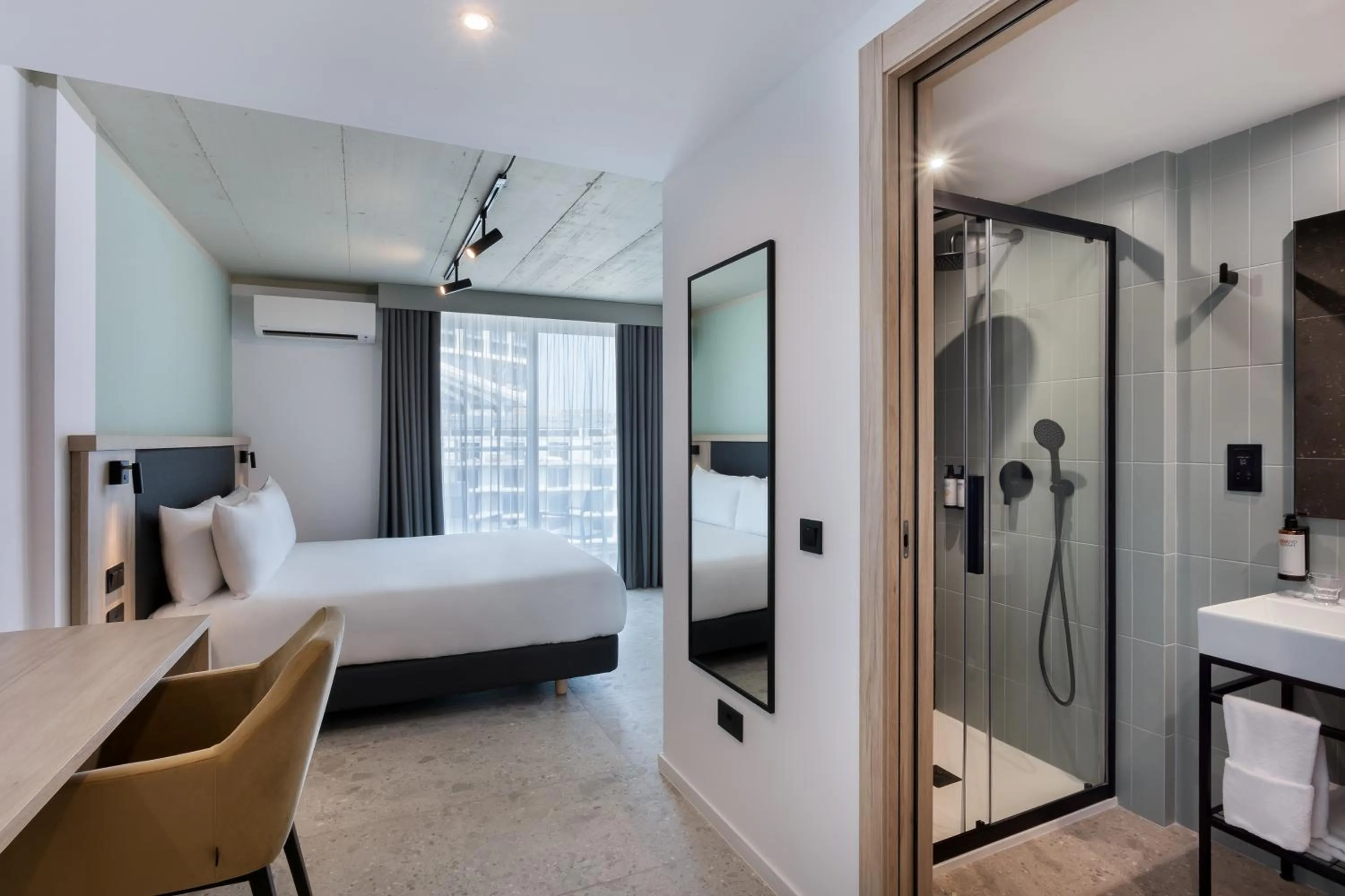 Bedroom, Bed in Hotel Mistral St Julian's, Affiliated by Meliá