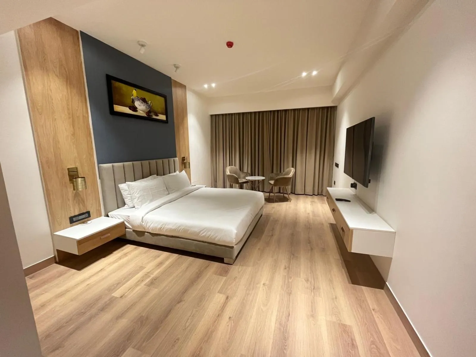 Bed in Dayal Gateway