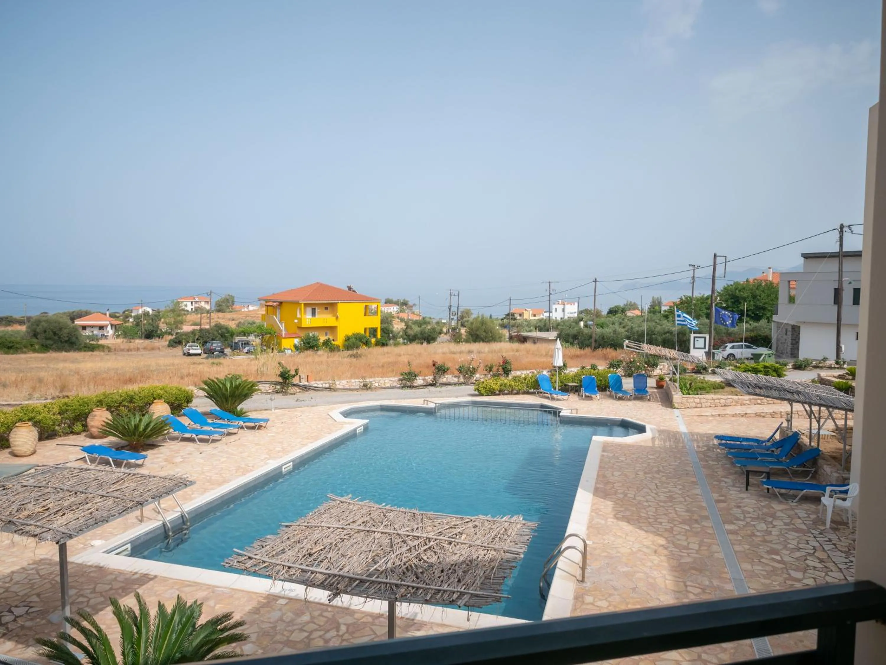 Apartments Hotel & Studios, Xifoupolis