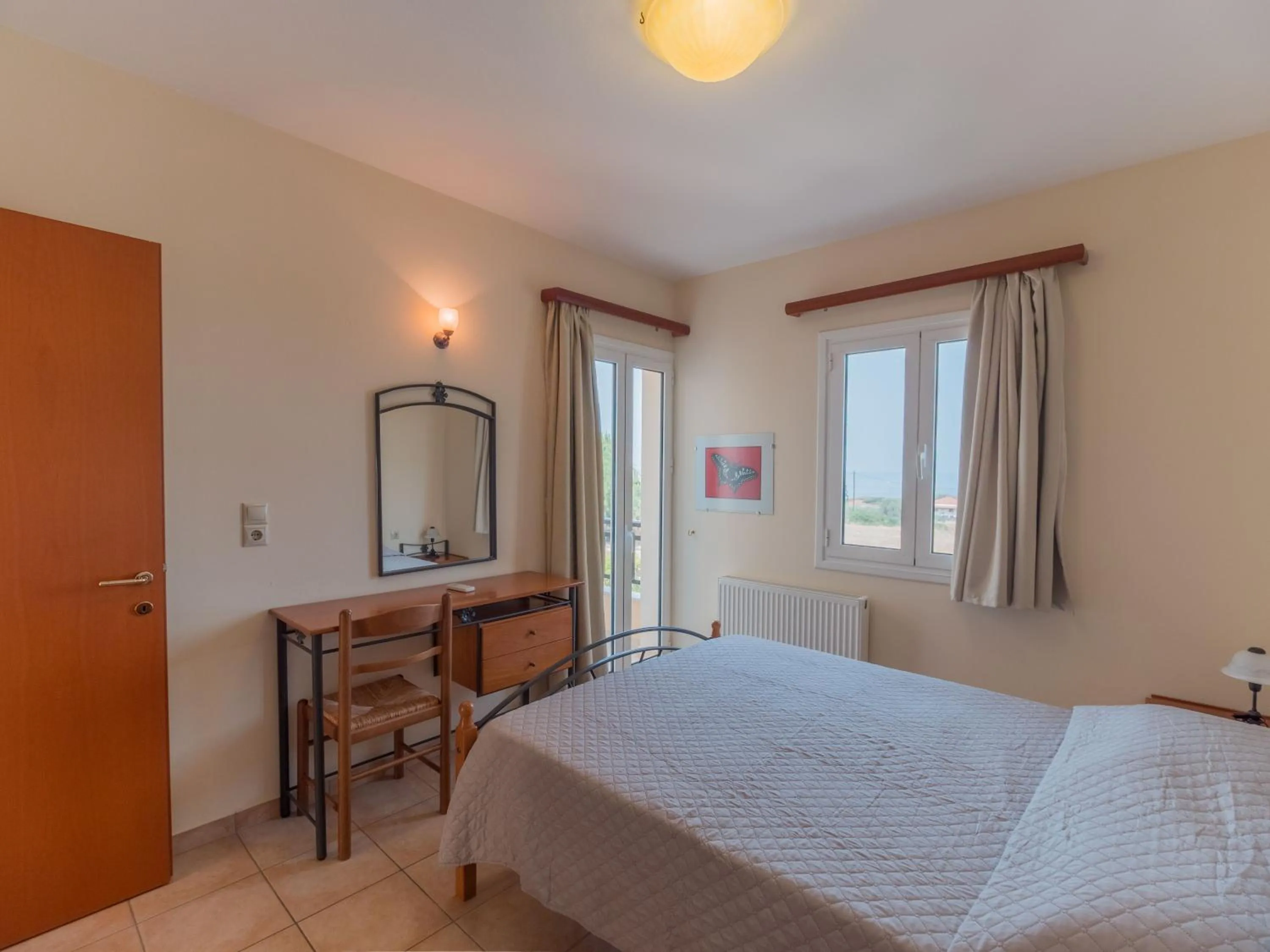 Bed in Apartments Hotel & Studios, Xifoupolis