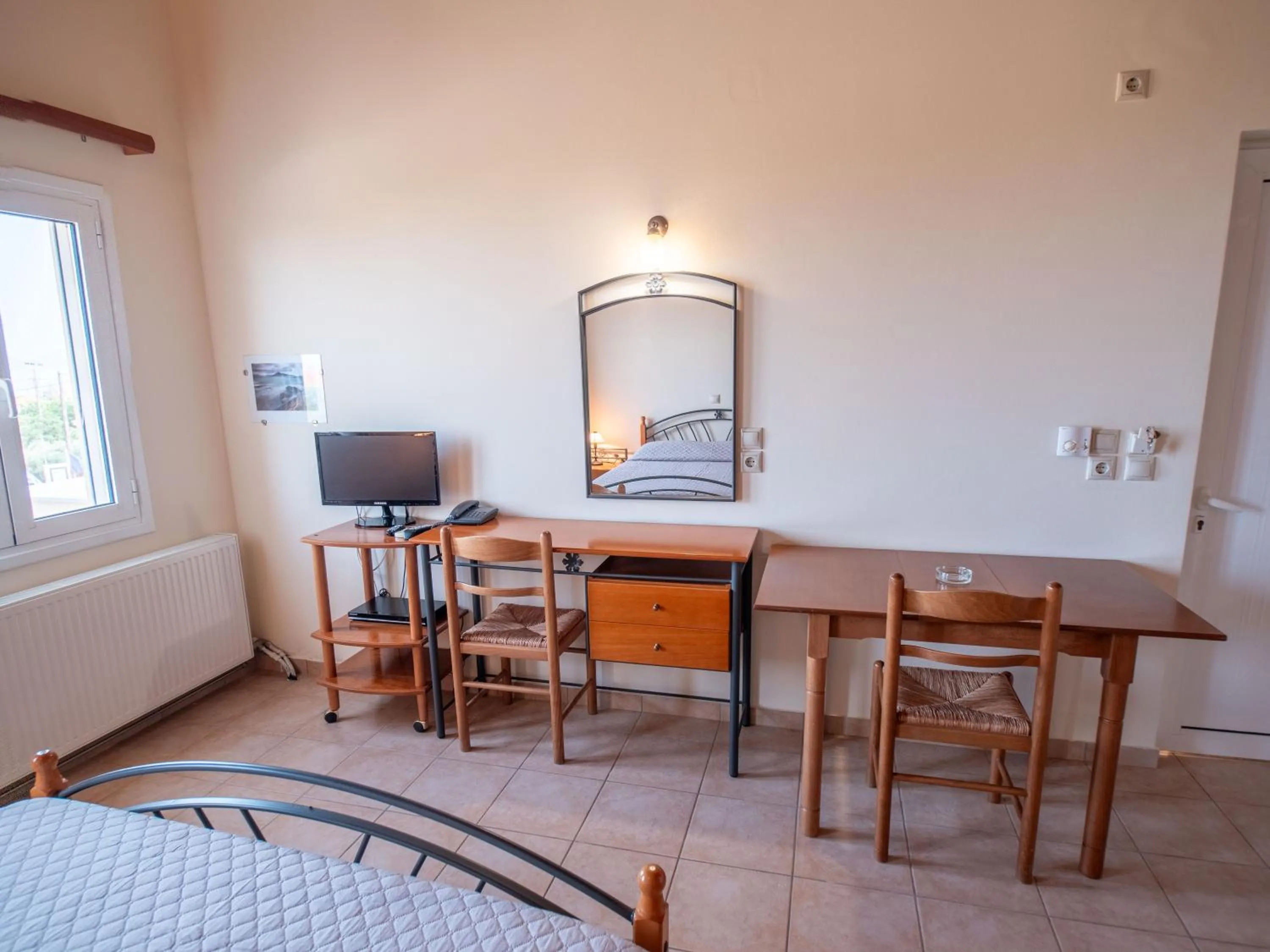 Bed in Apartments Hotel & Studios, Xifoupolis