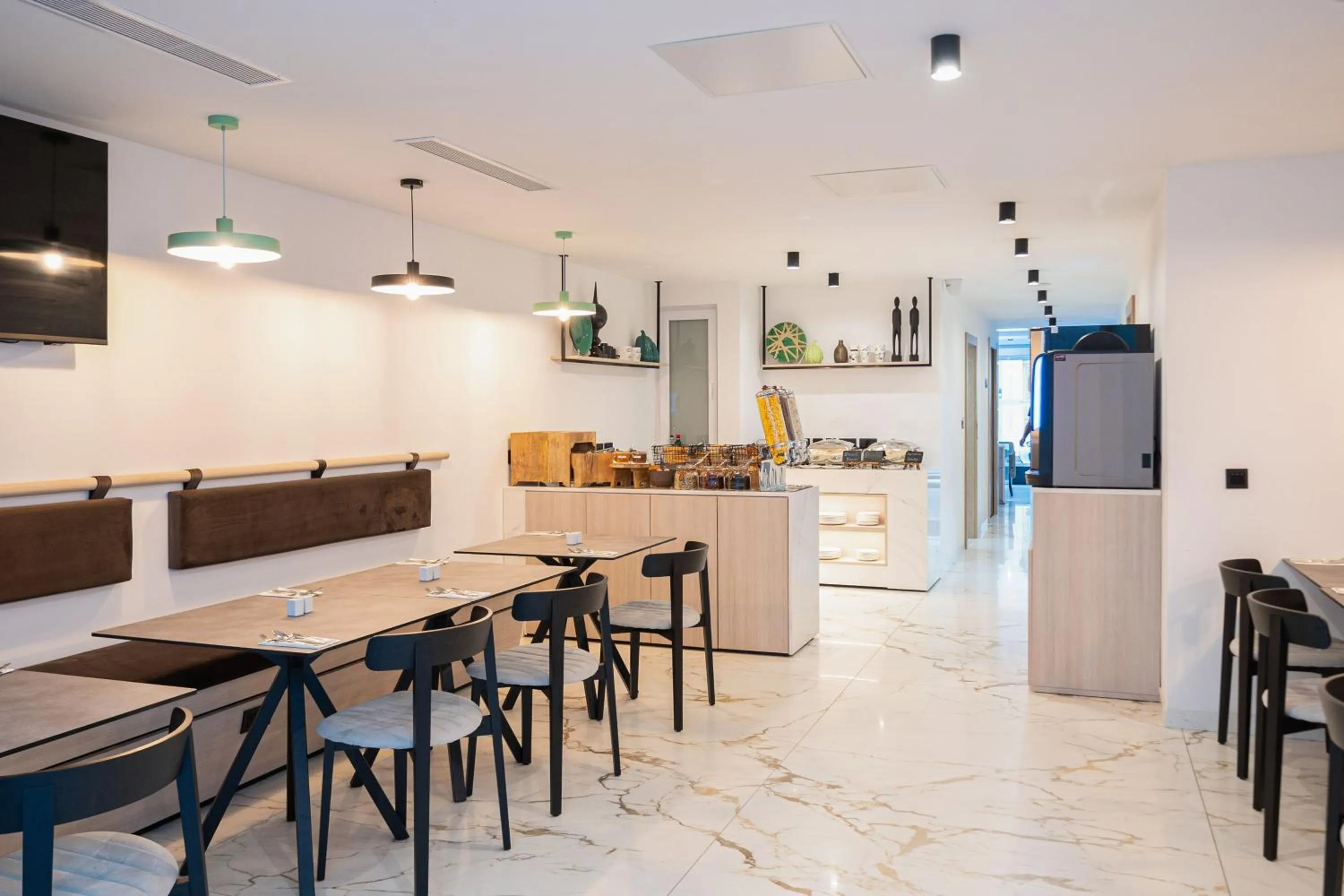 Property building in Hotel Scirocco St. Julian's Affiliated by Meliá