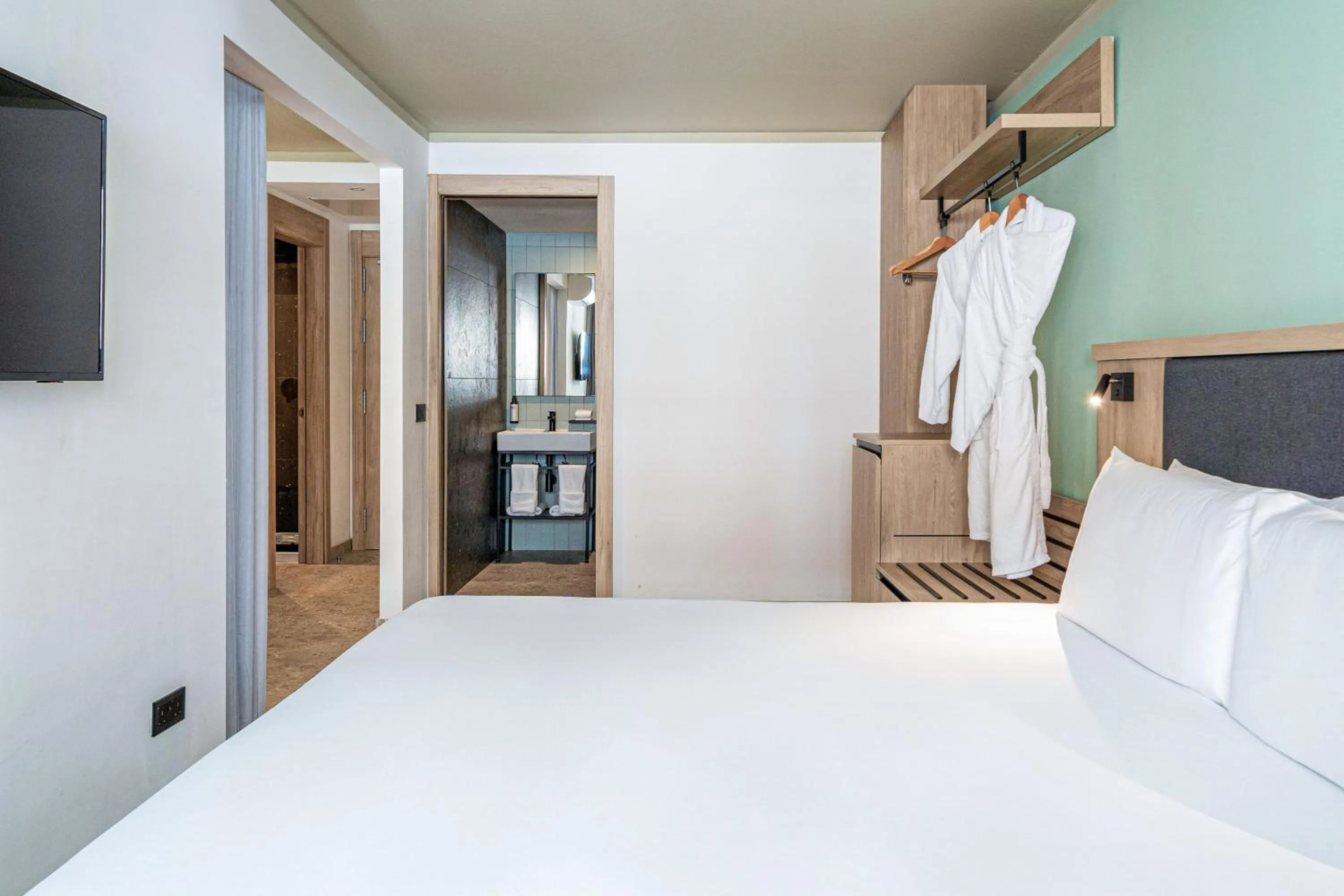 Bed in Hotel Scirocco St. Julian's Affiliated by Meliá