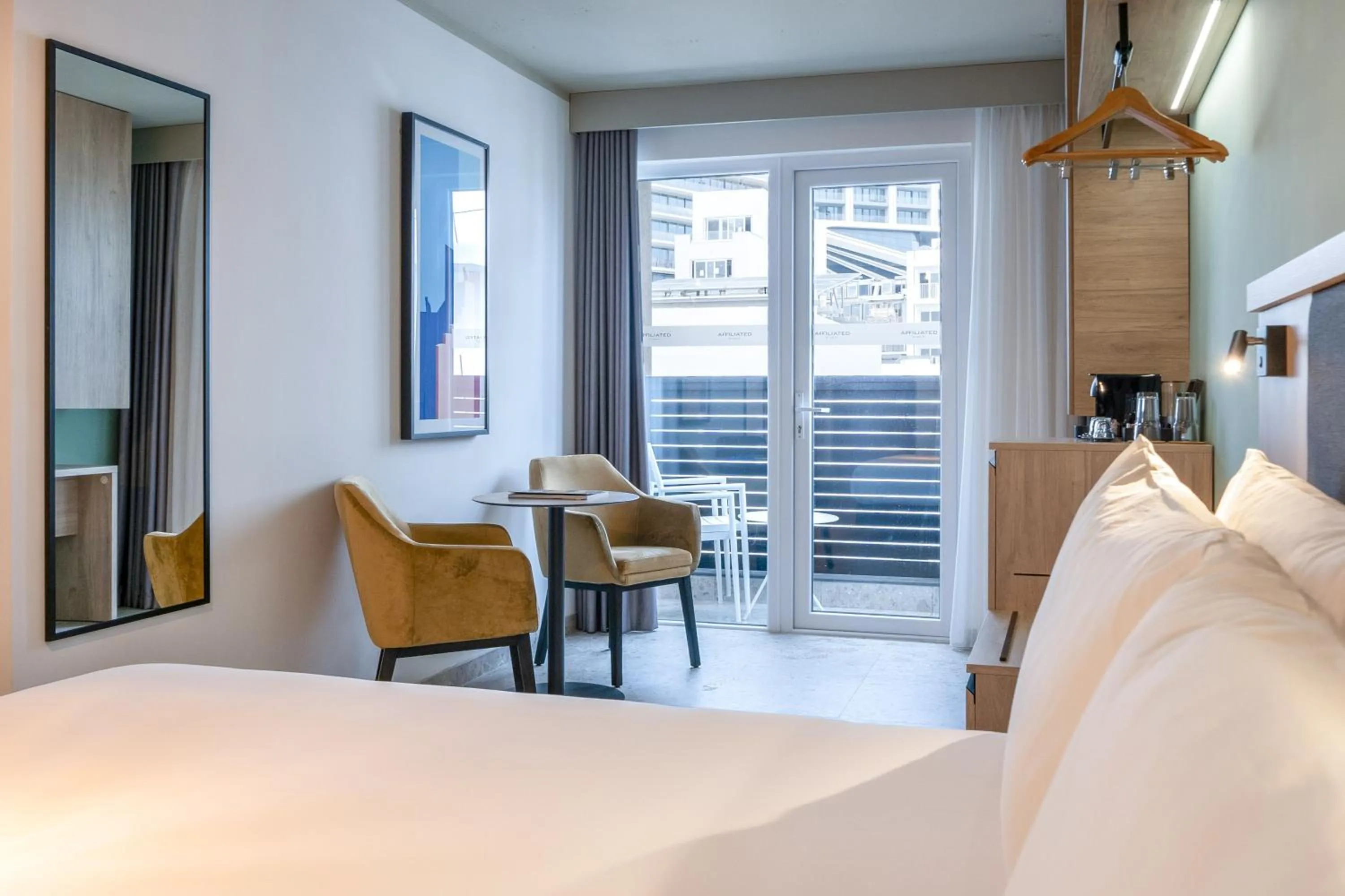 Property building, Bed in Hotel Scirocco St. Julian's Affiliated by Meliá