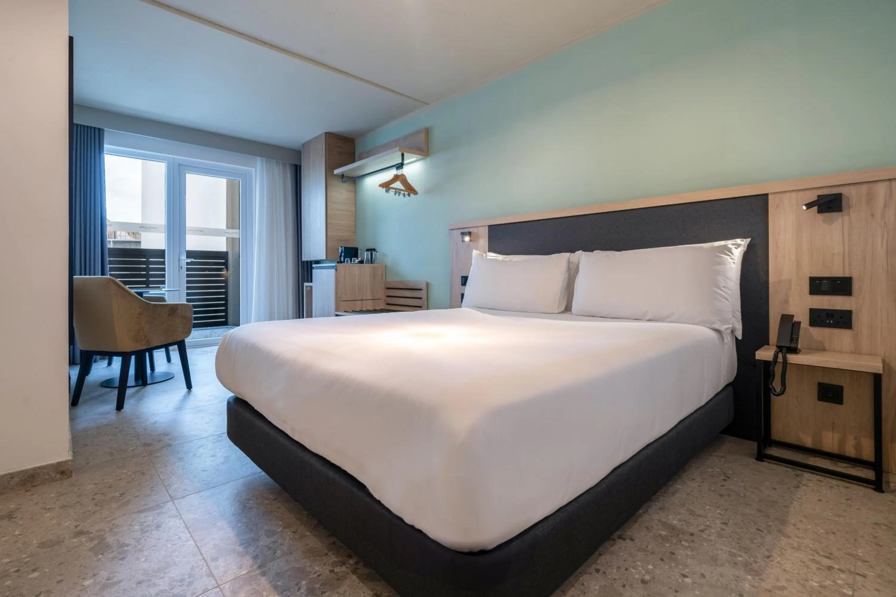 Bed in Hotel Scirocco St. Julian's Affiliated by Meliá