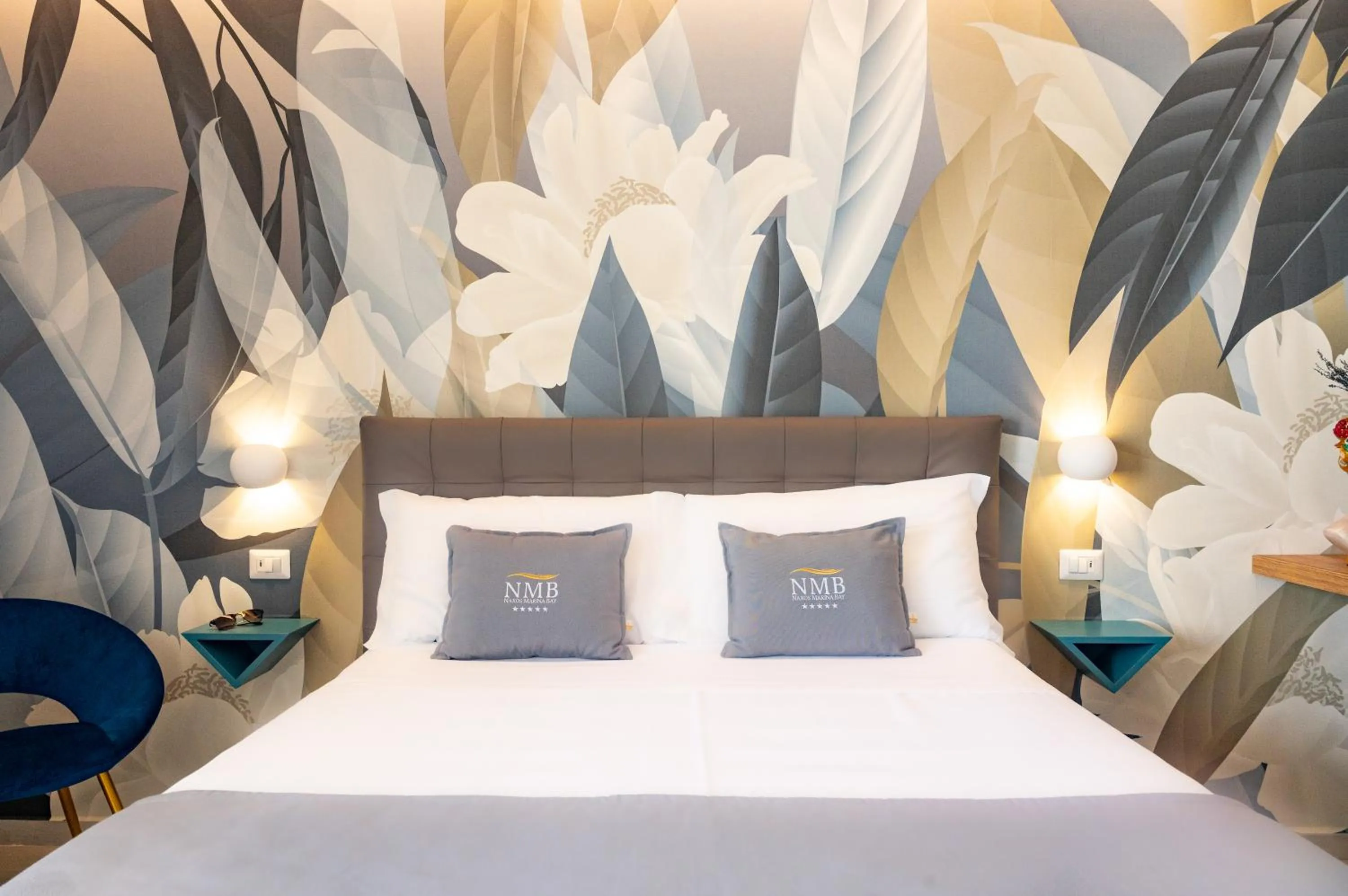 Bed in Naxos Marina Bay