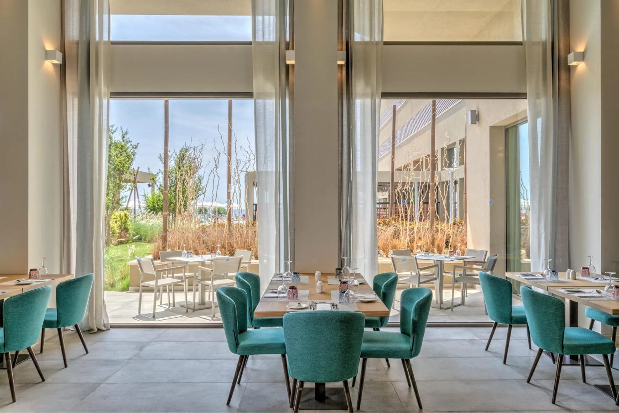 Restaurant/places to eat in Amada Colossos Resort