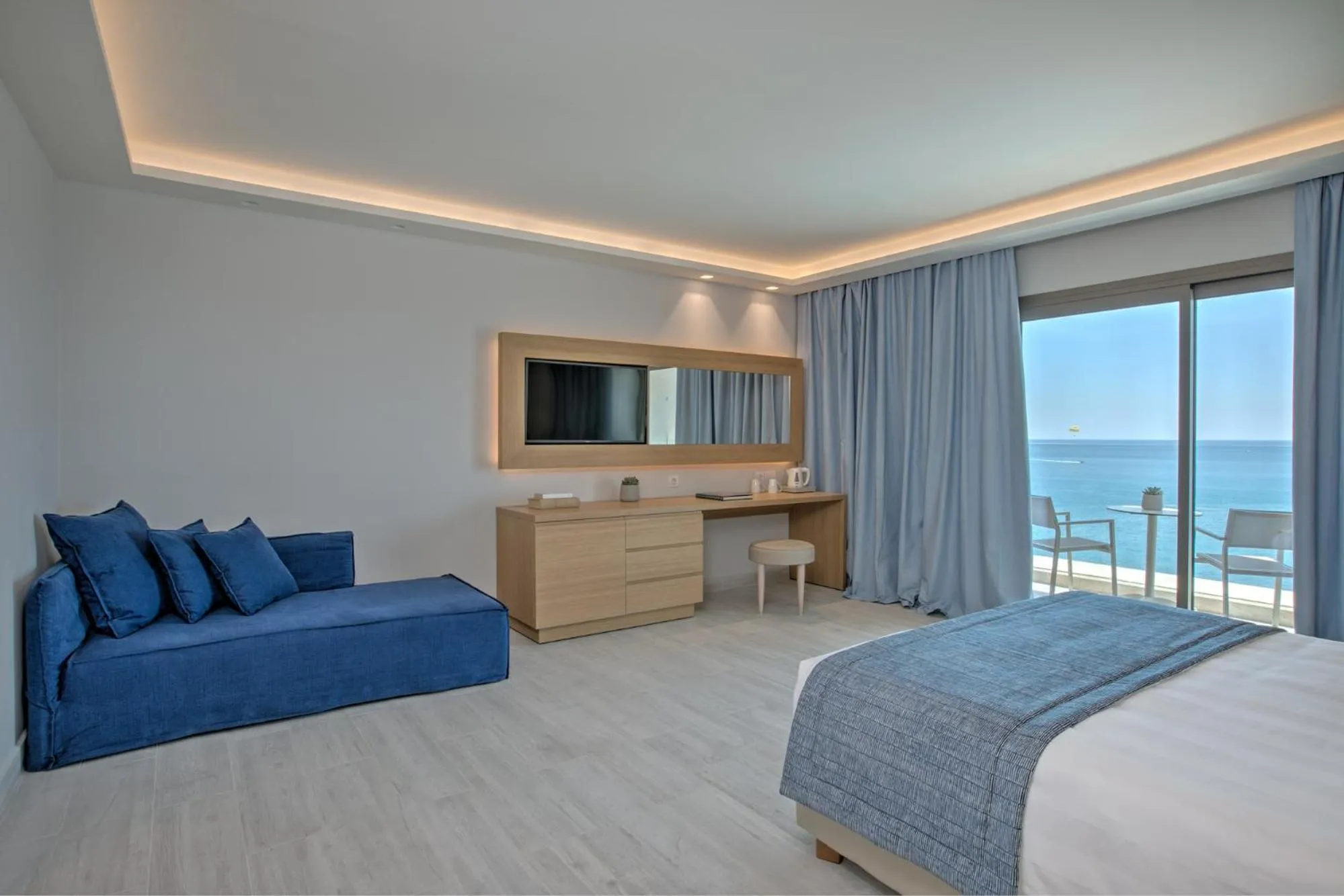 Sea view, Bed in Amada Colossos Resort
