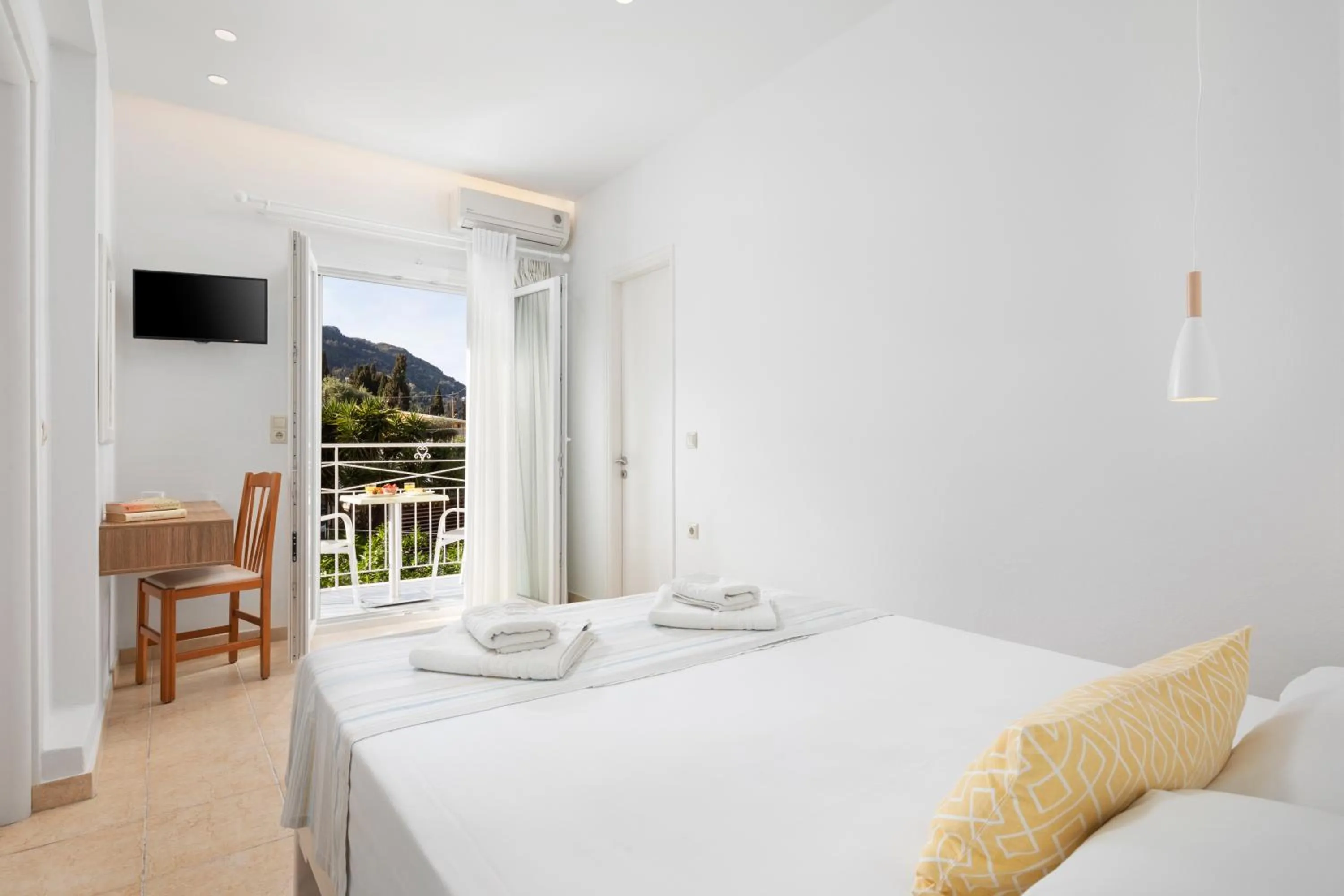 View (from property/room), Bed in Bella Vista Beach Hotel