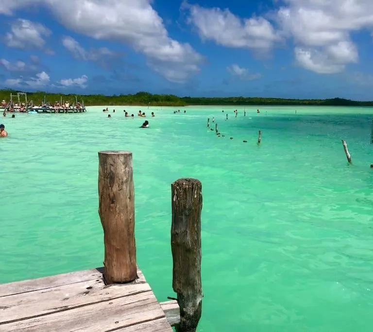 Near Beach+Jungle Views. King bed+220 megs+2 bikes