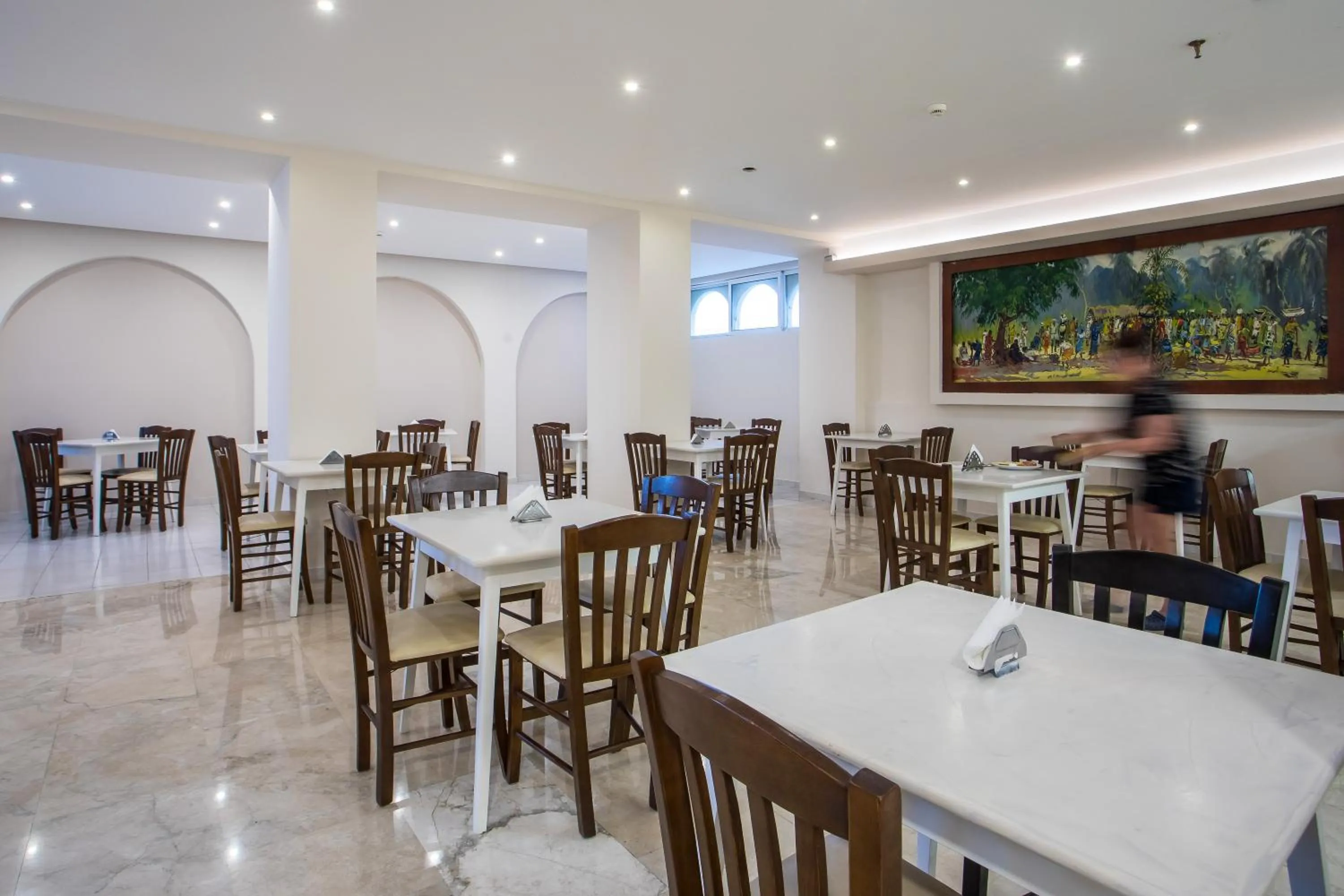 Breakfast in Hotel Africa