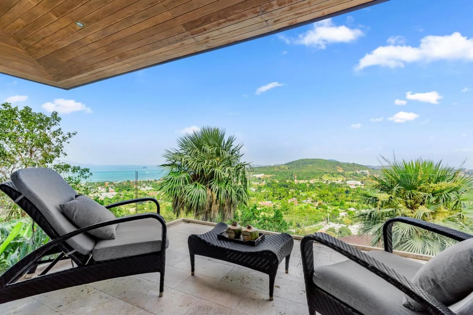 Day in Villa Firefly- Spectacular Family Friendly Villa