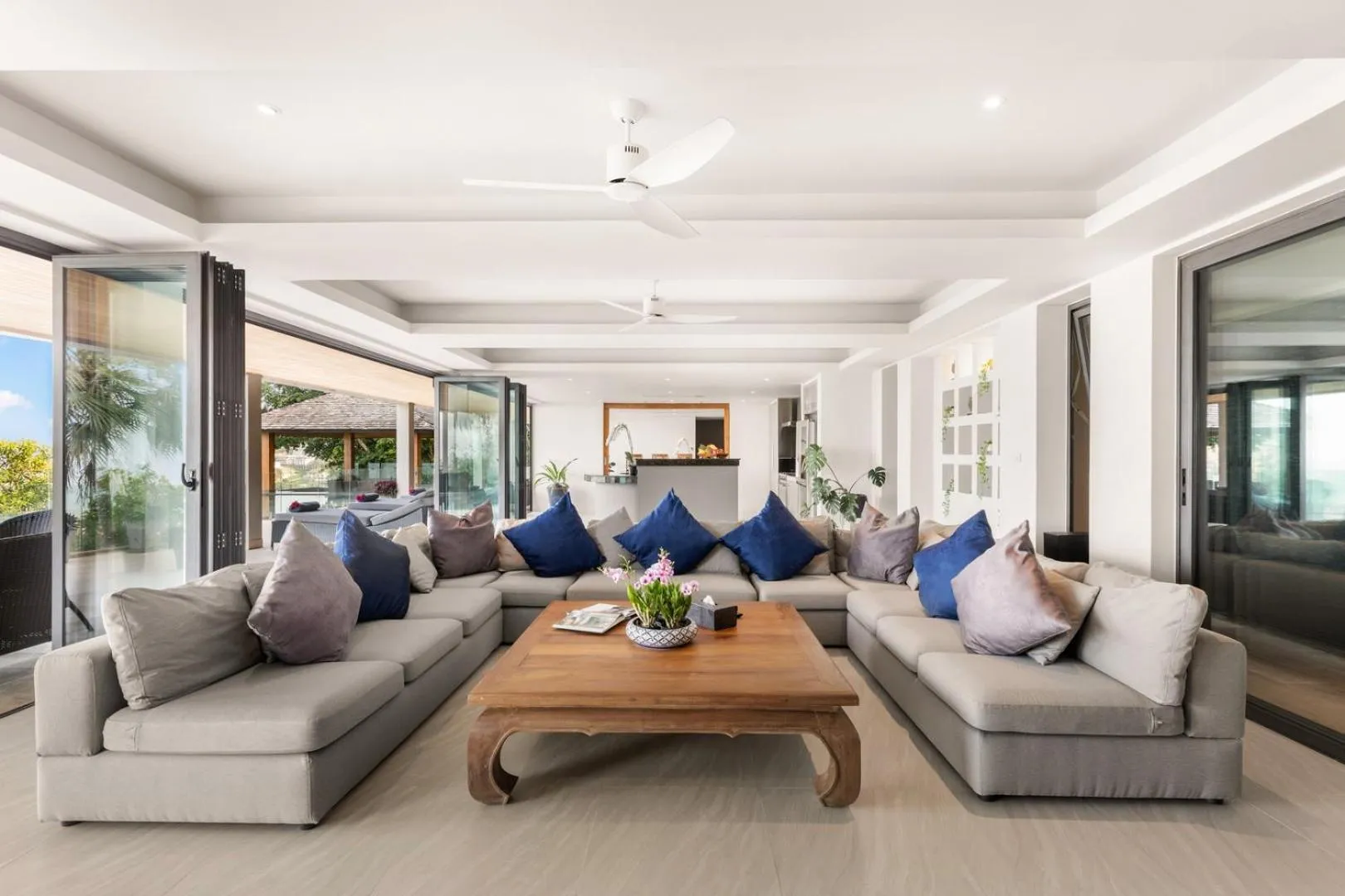 Living room in Villa Firefly- Spectacular Family Friendly Villa