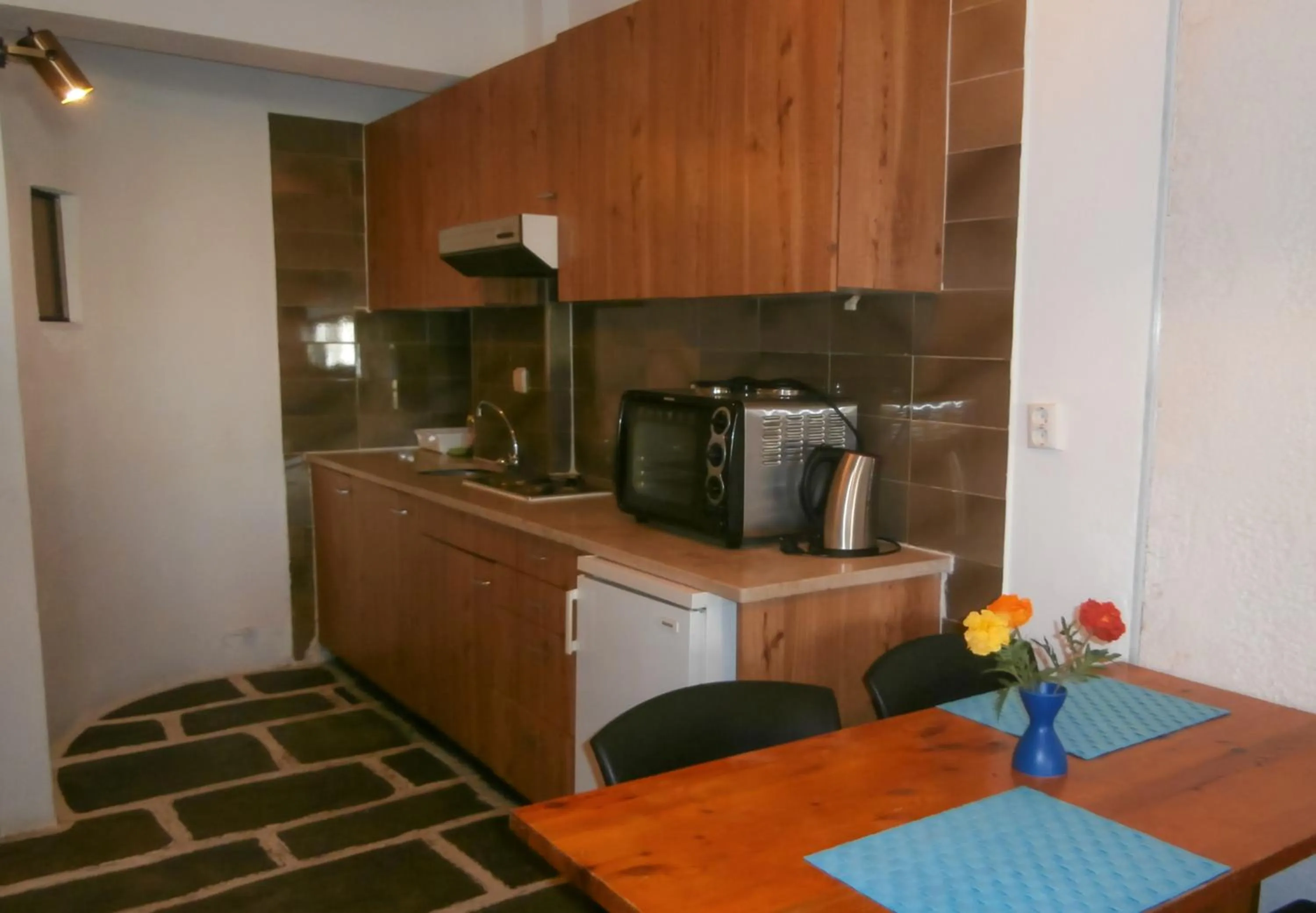 Coffee/tea facilities in Apollonia Hotel Apartments