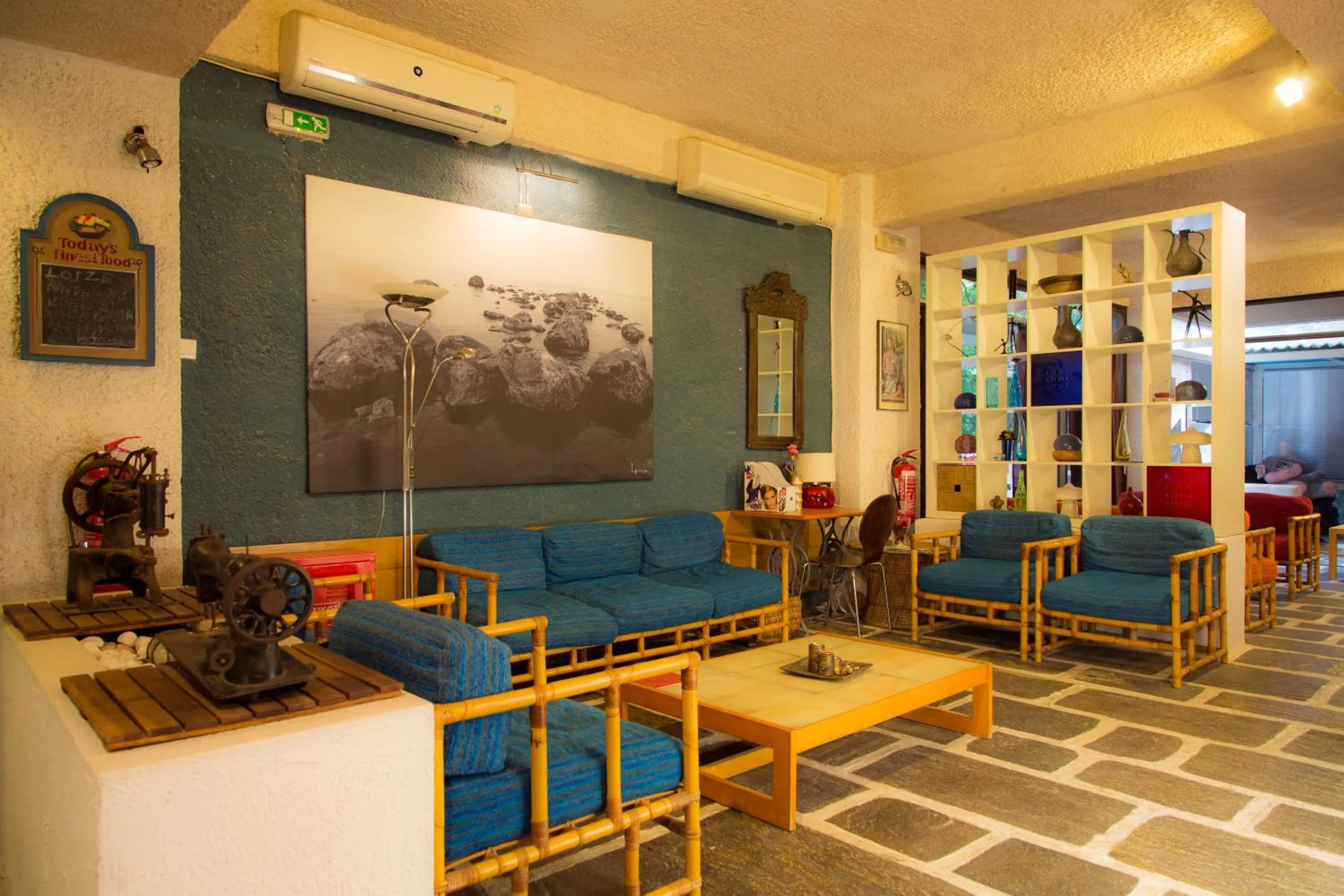 Lobby or reception in Apollonia Hotel Apartments