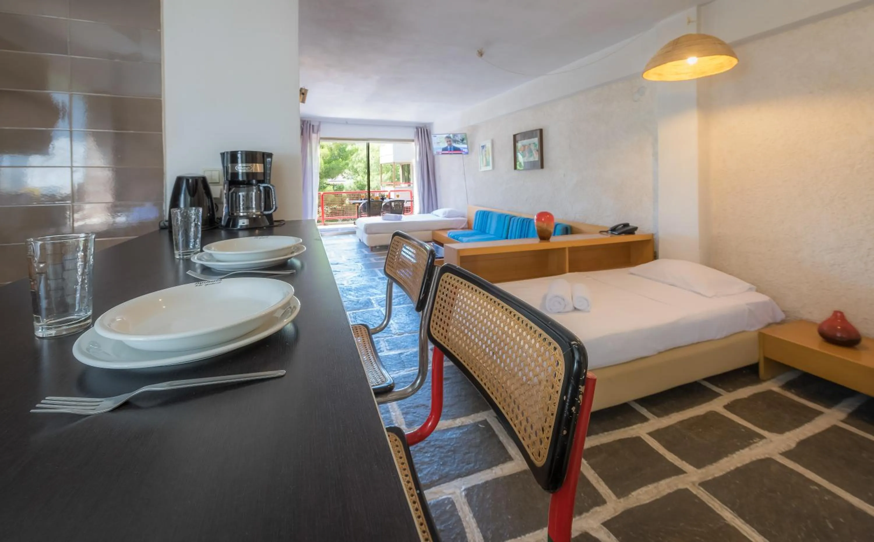 Dining area in Apollonia Hotel Apartments