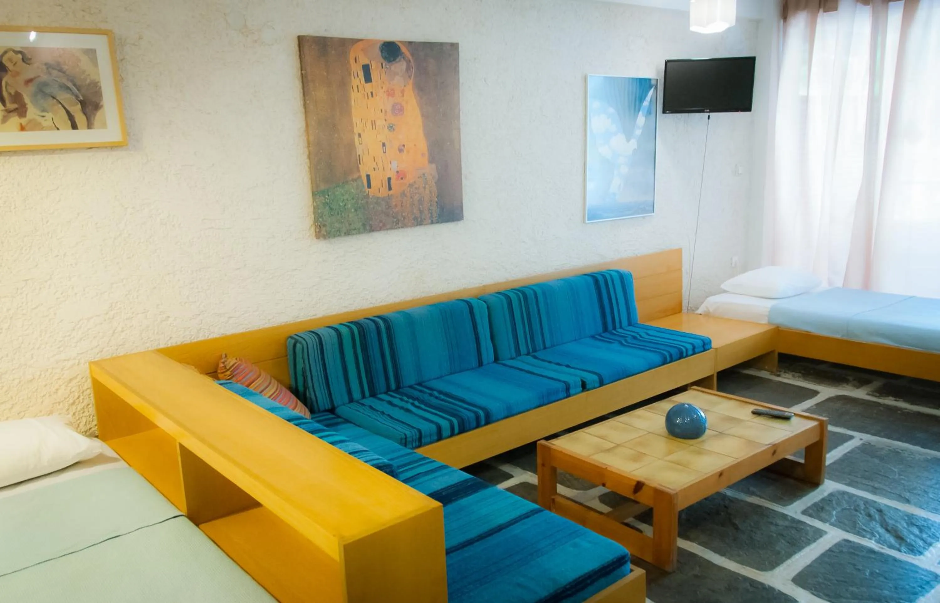 Living room in Apollonia Hotel Apartments