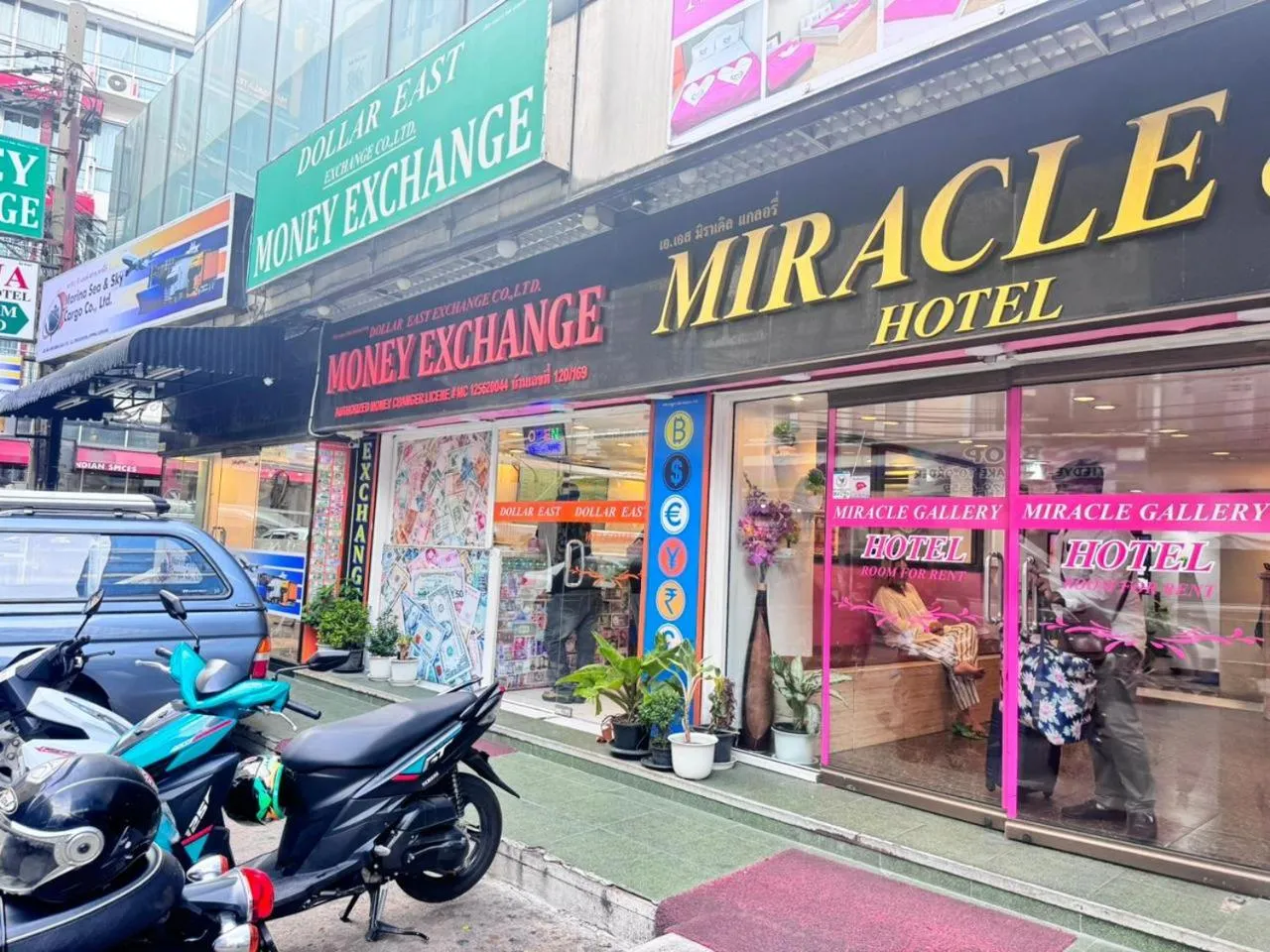 Property building in Miracle Gallery Hotel