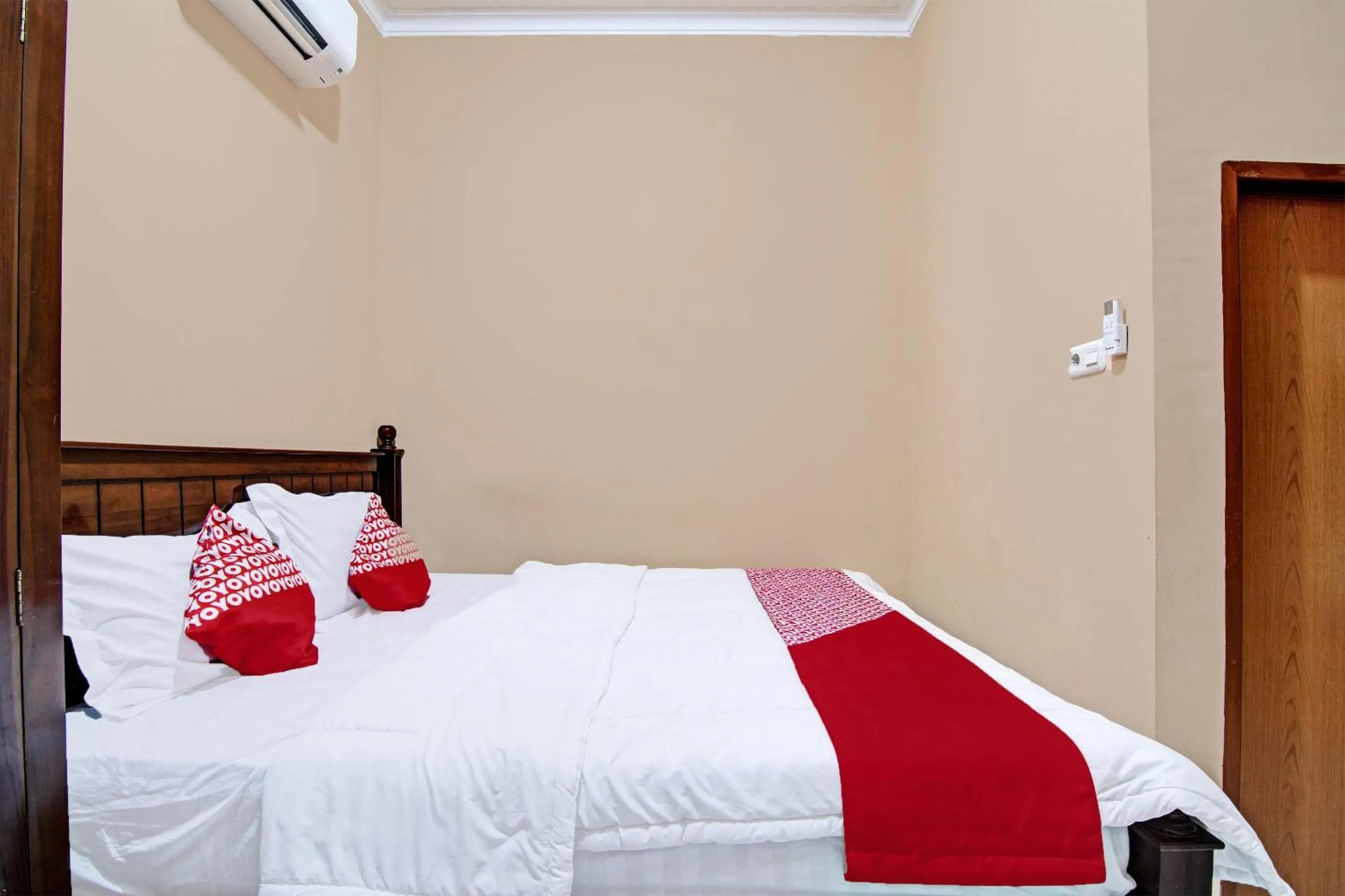 Bedroom, Bed in Hotel O Sandira Syariah