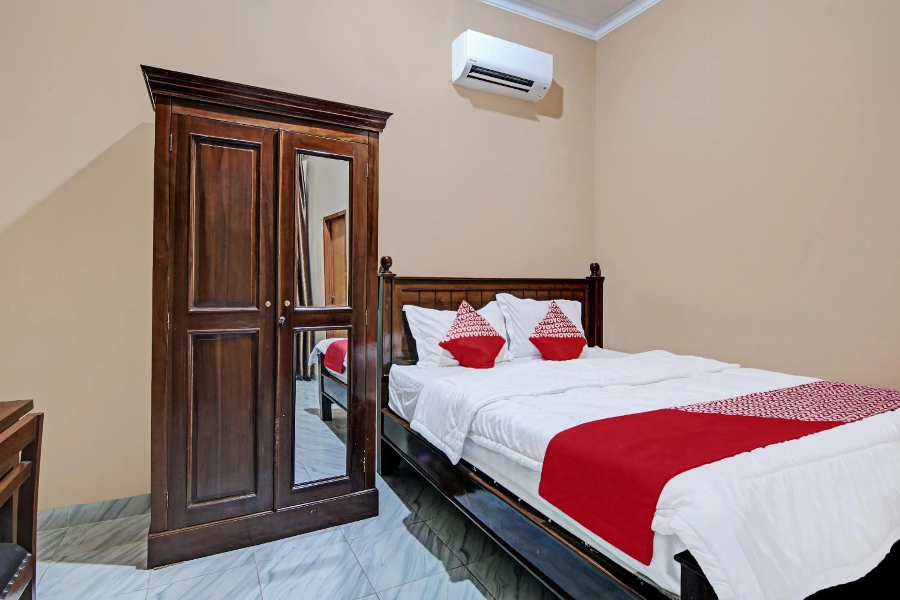 Bedroom, Bed in Hotel O Sandira Syariah