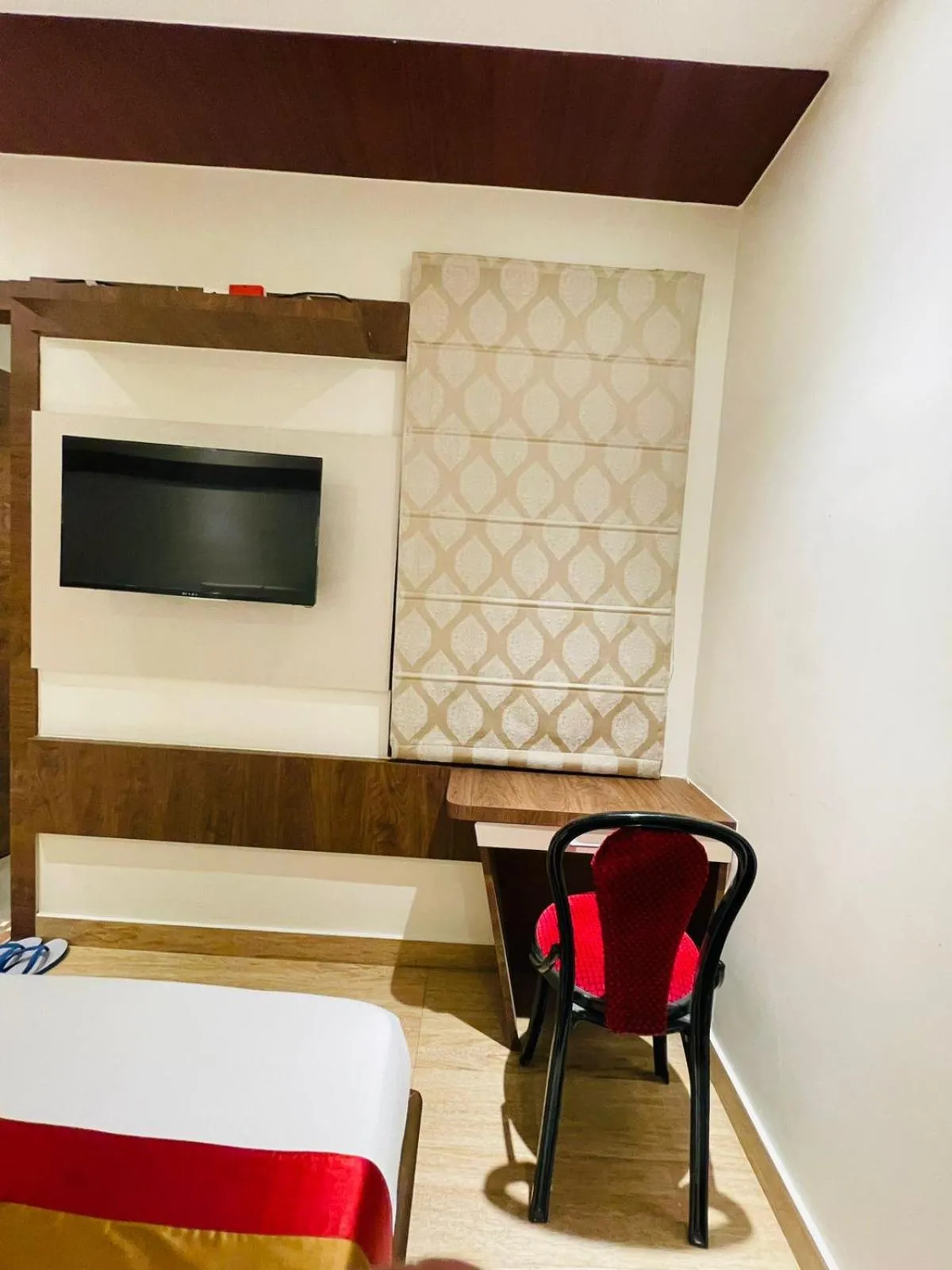 TV and multimedia, Bed in Hotel Banaras Villa