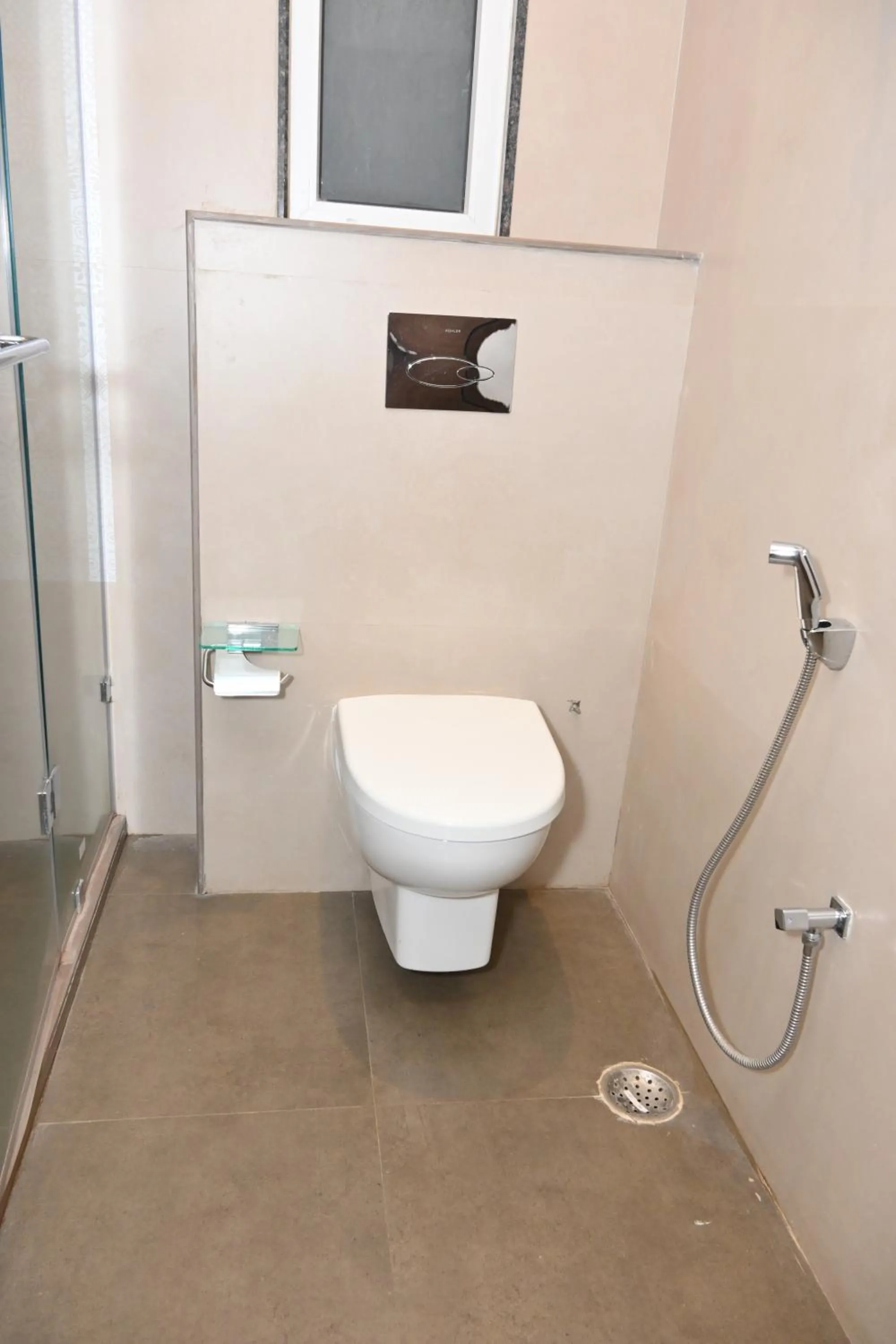 Toilet in Hotel Banaras Villa