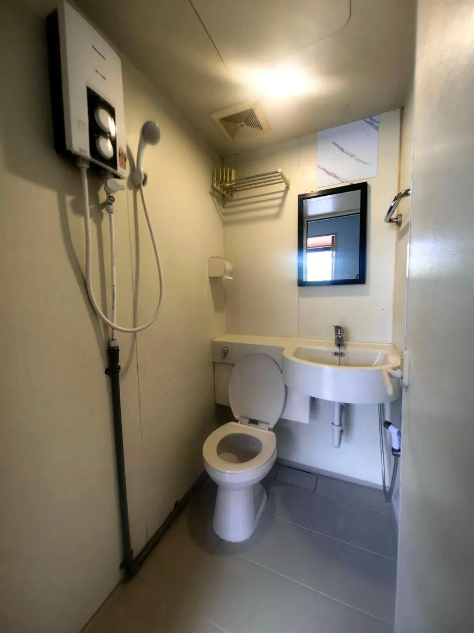 Shower in Grapevine Garden