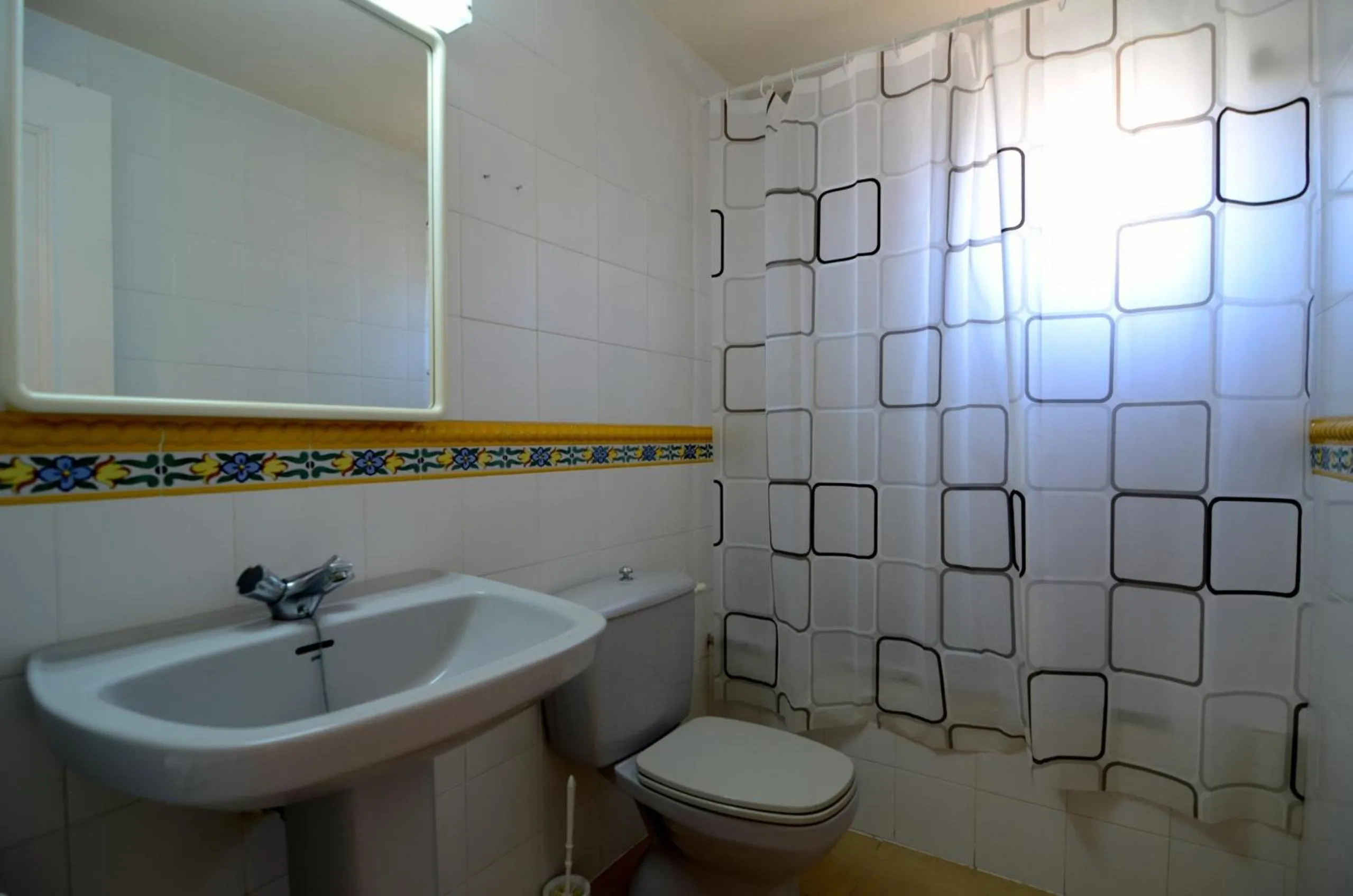 Bathroom in Terrassa del Mar 6-1-B