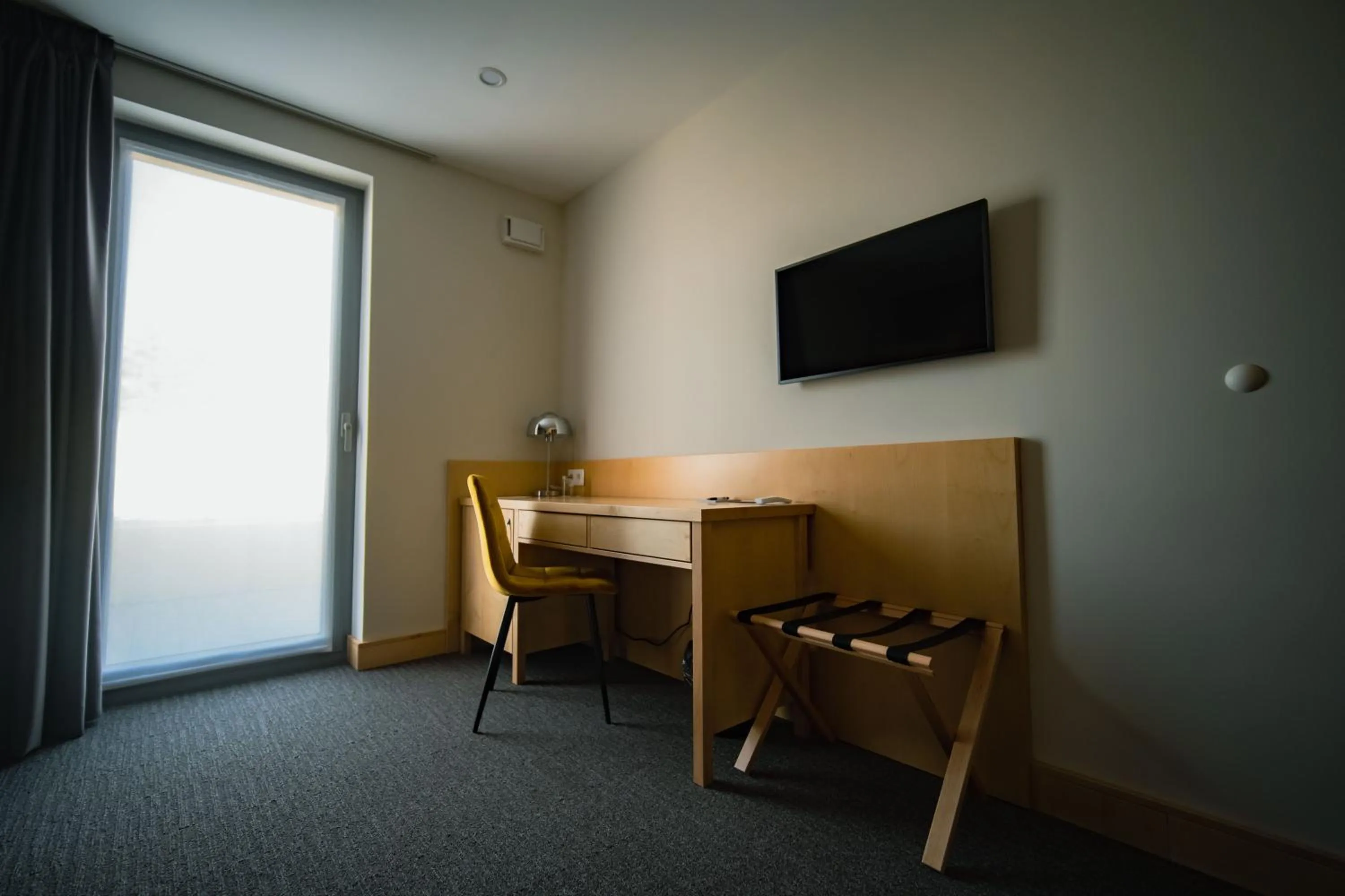 TV and multimedia in Eleven Business & Sport Hotel