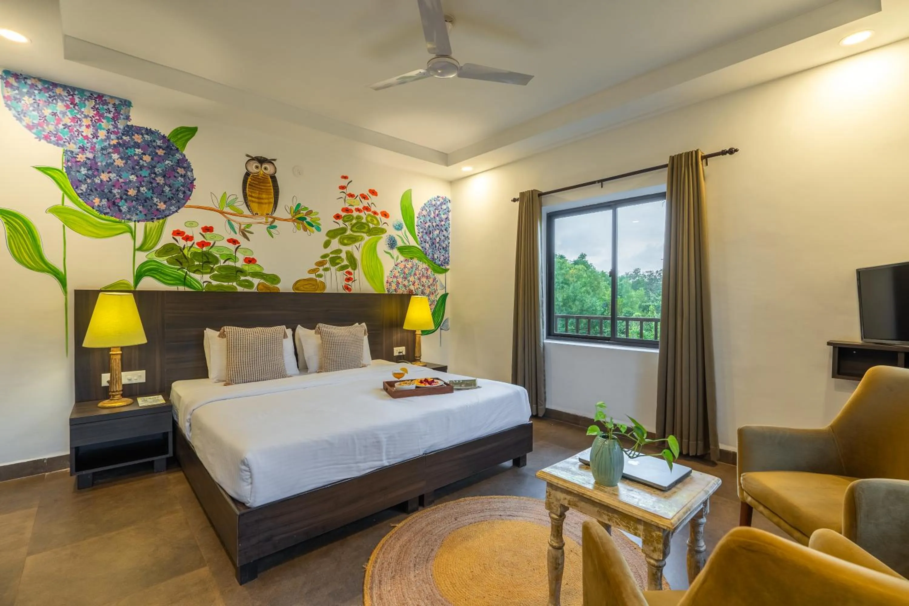 Photo of the whole room, Bed in Locomo Boutique, Morjim - Cozy tropical stay, near beach