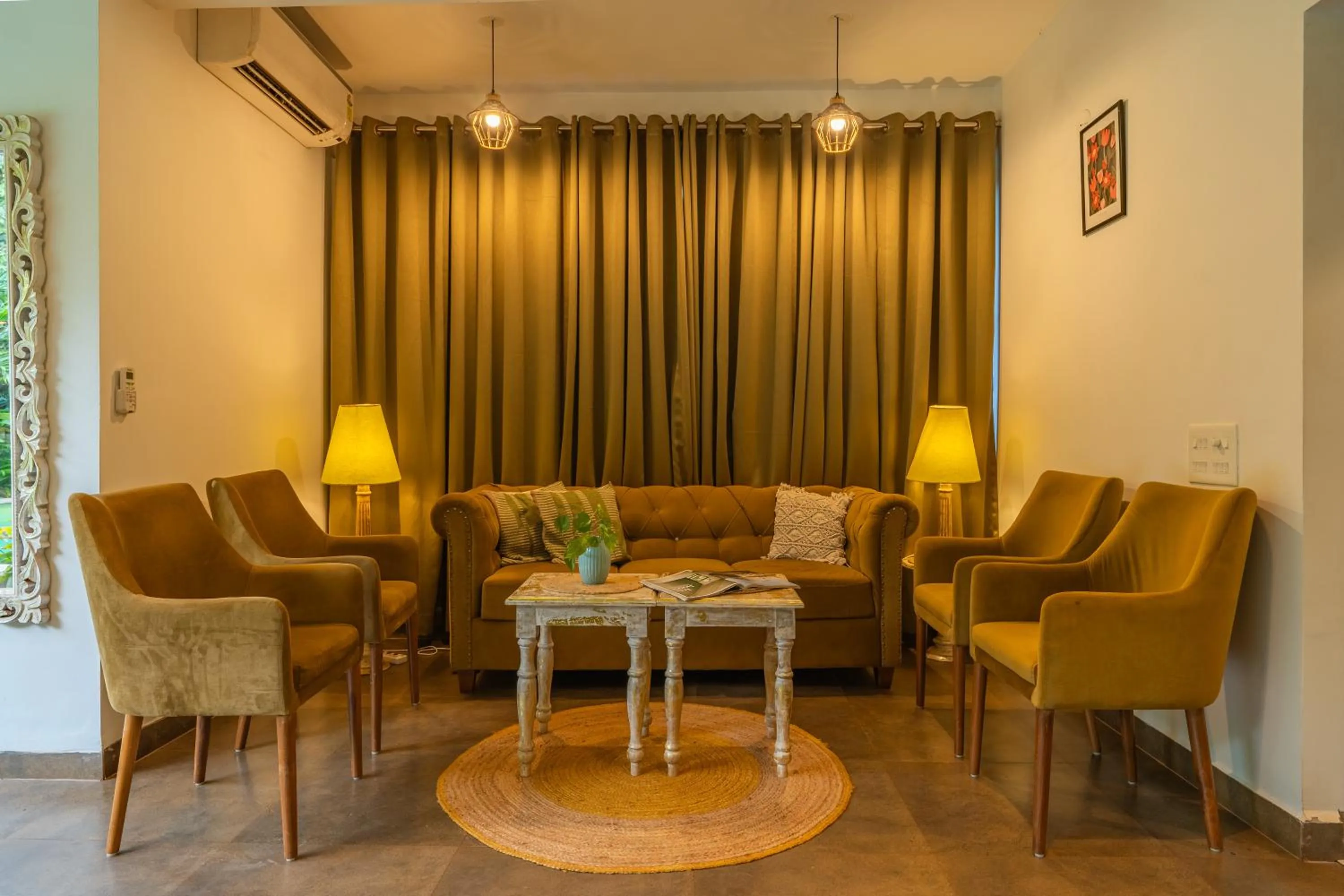 Living room in Locomo Boutique, Morjim - Cozy tropical stay, near beach