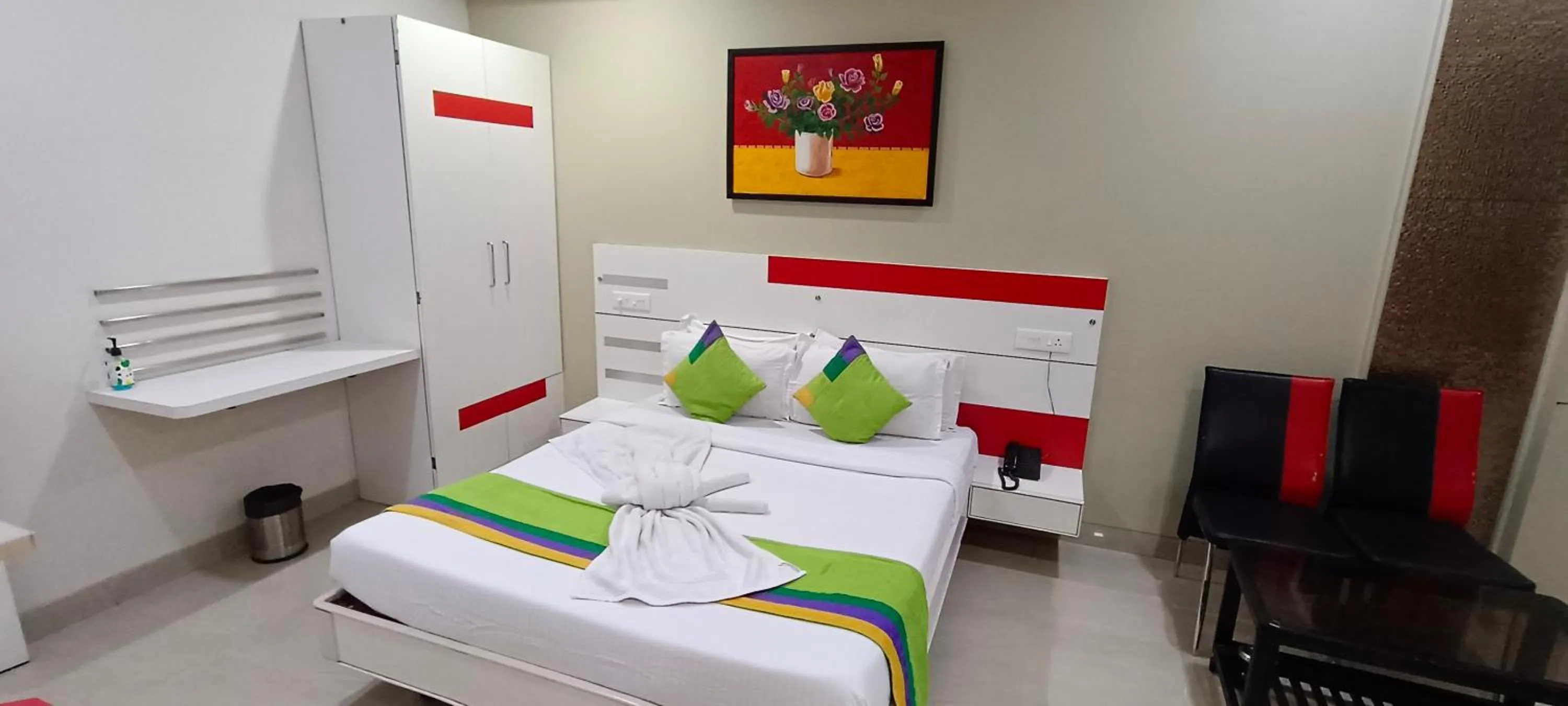 Bedroom, Bed in Hotel Bagga International