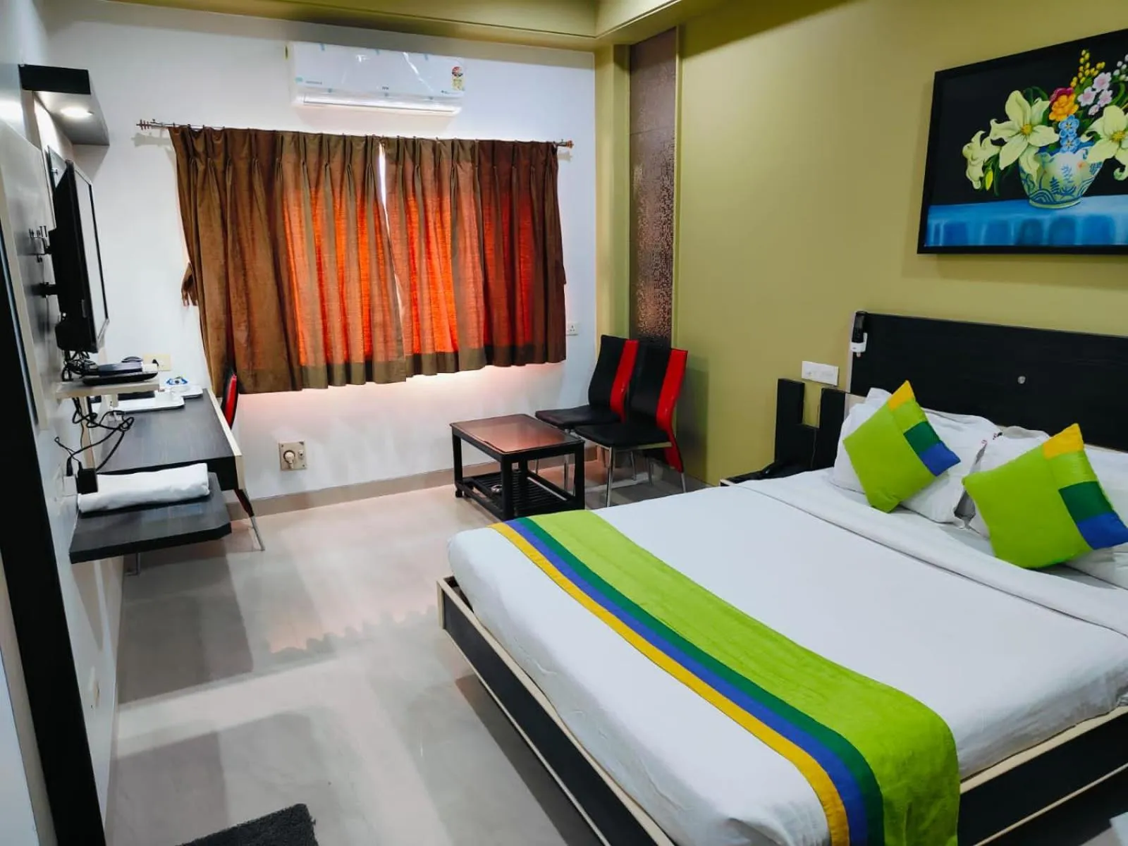 Bed in Hotel Bagga International