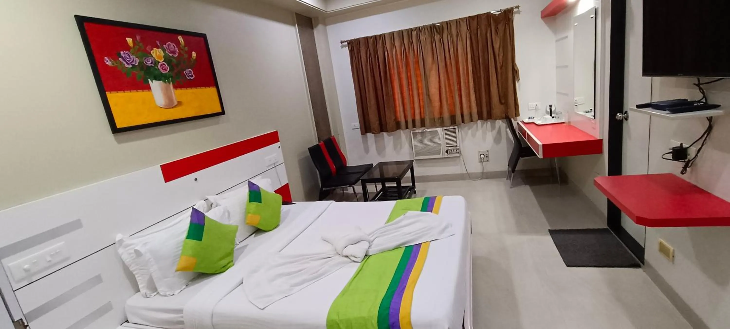 Bed in Hotel Bagga International