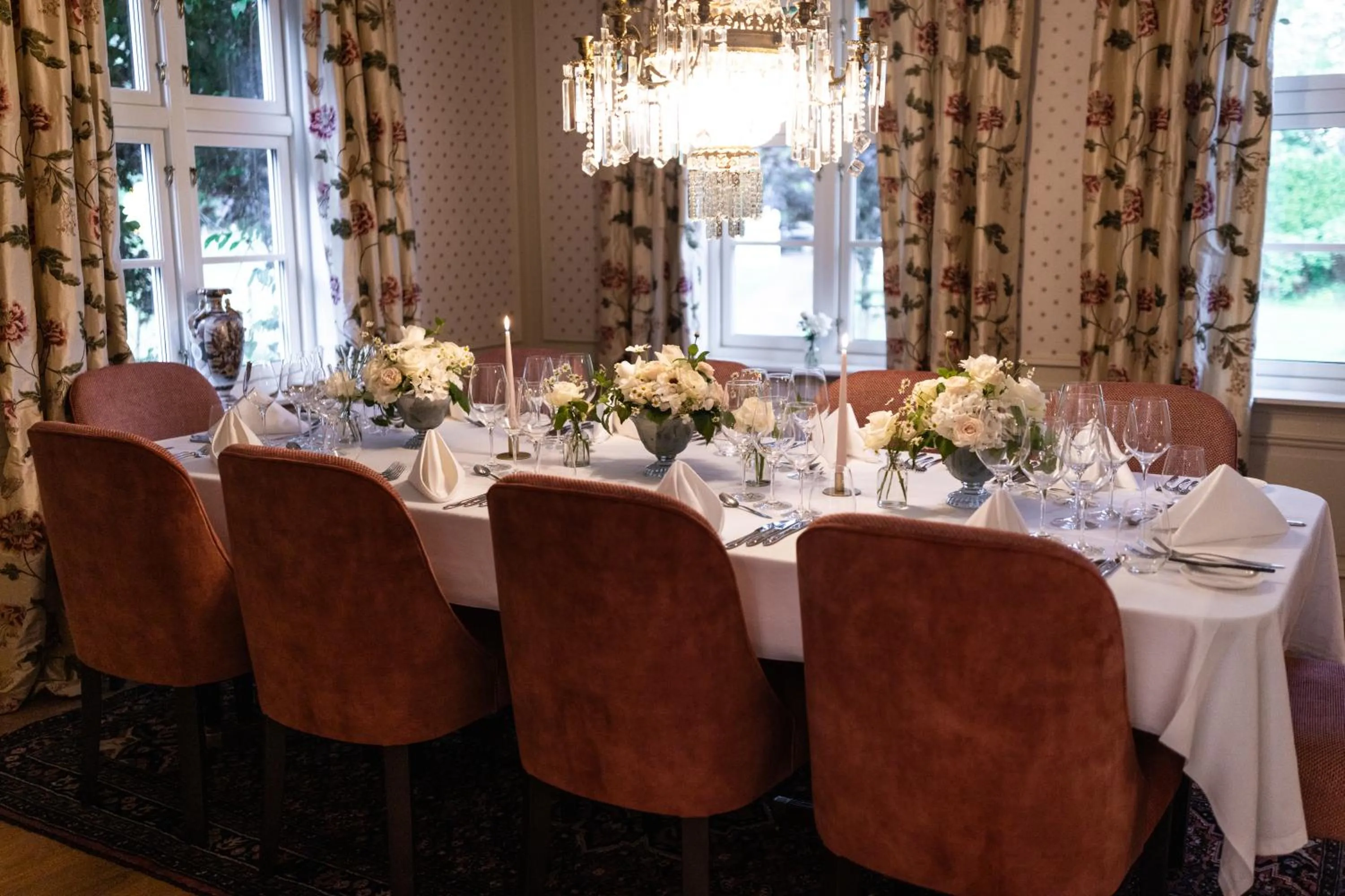 Engø Gård Hotel & Restaurant