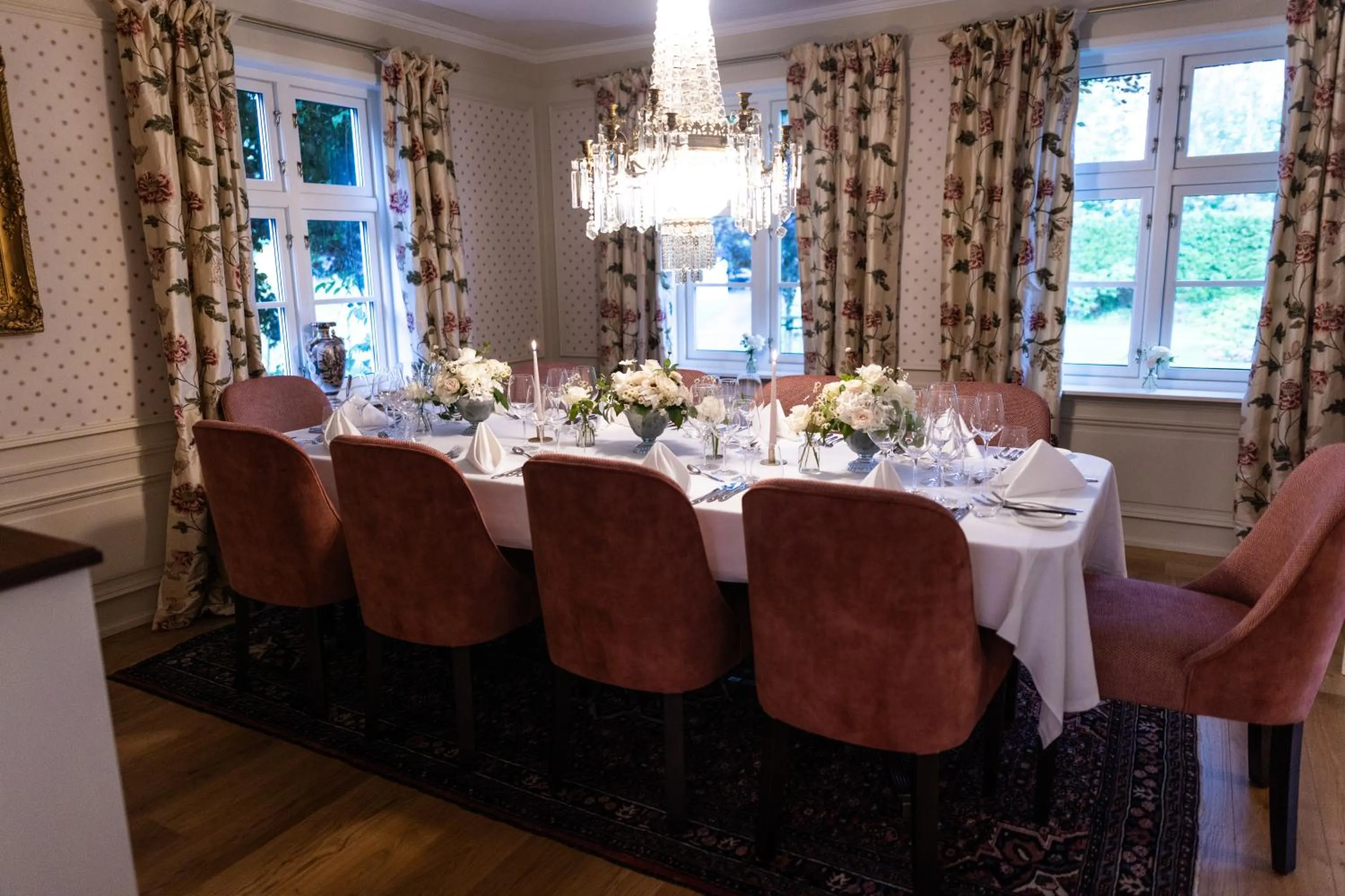 Engø Gård Hotel & Restaurant