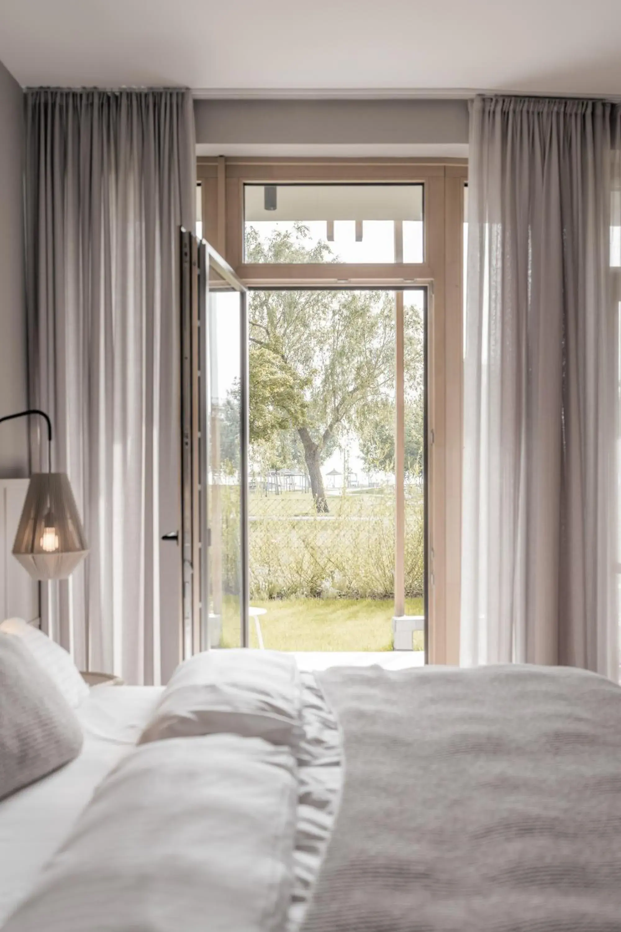 King Studio with Sofa Bed - single occupancy in Nils am See - ADULTS ONLY ab 18 Jahren King Studio with Sofa Bed - single occupancy in Nils am See - ADULTS ONLY ab 18 Jahren