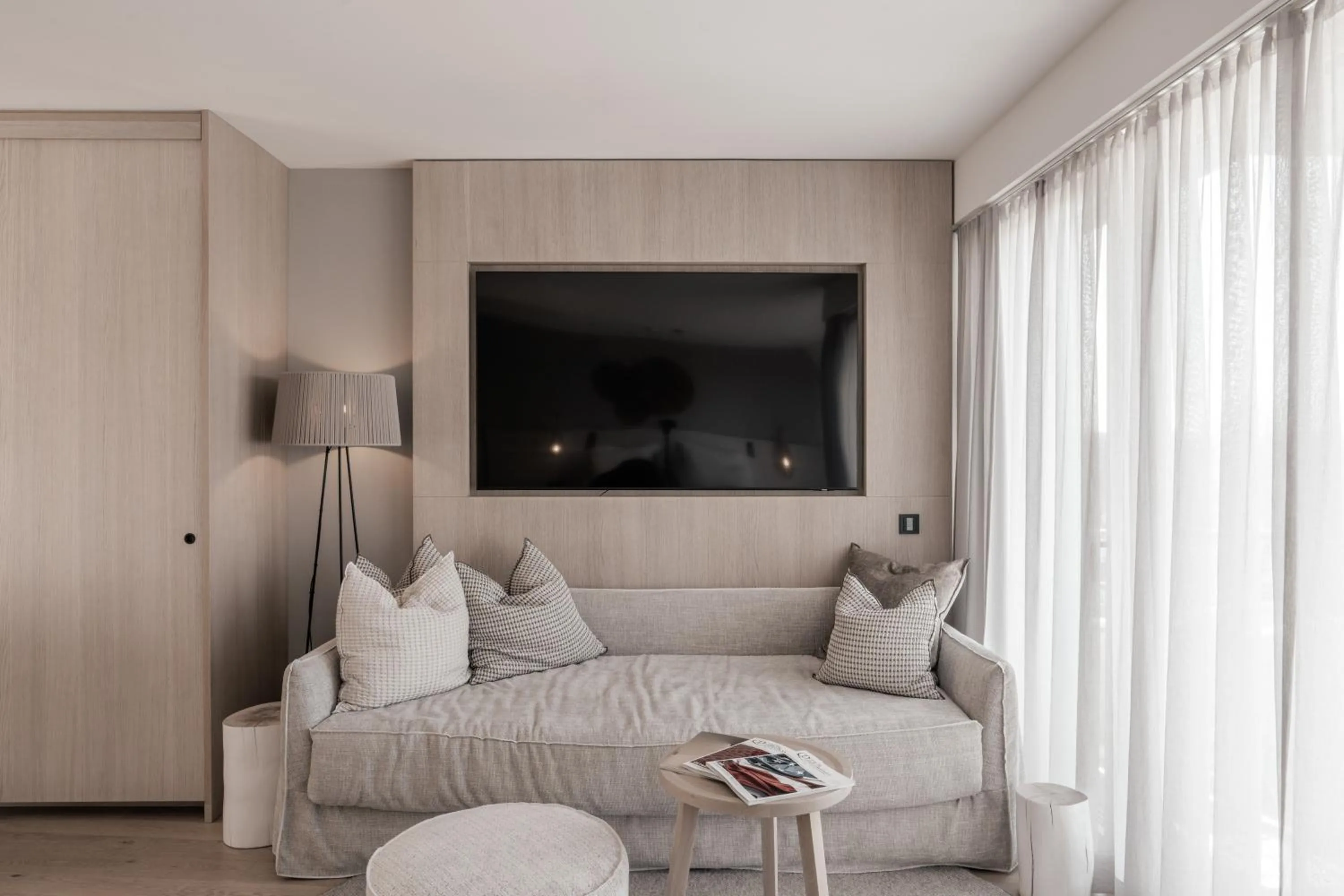 TV and multimedia in Nils am See - ADULTS ONLY ab 18 Jahren