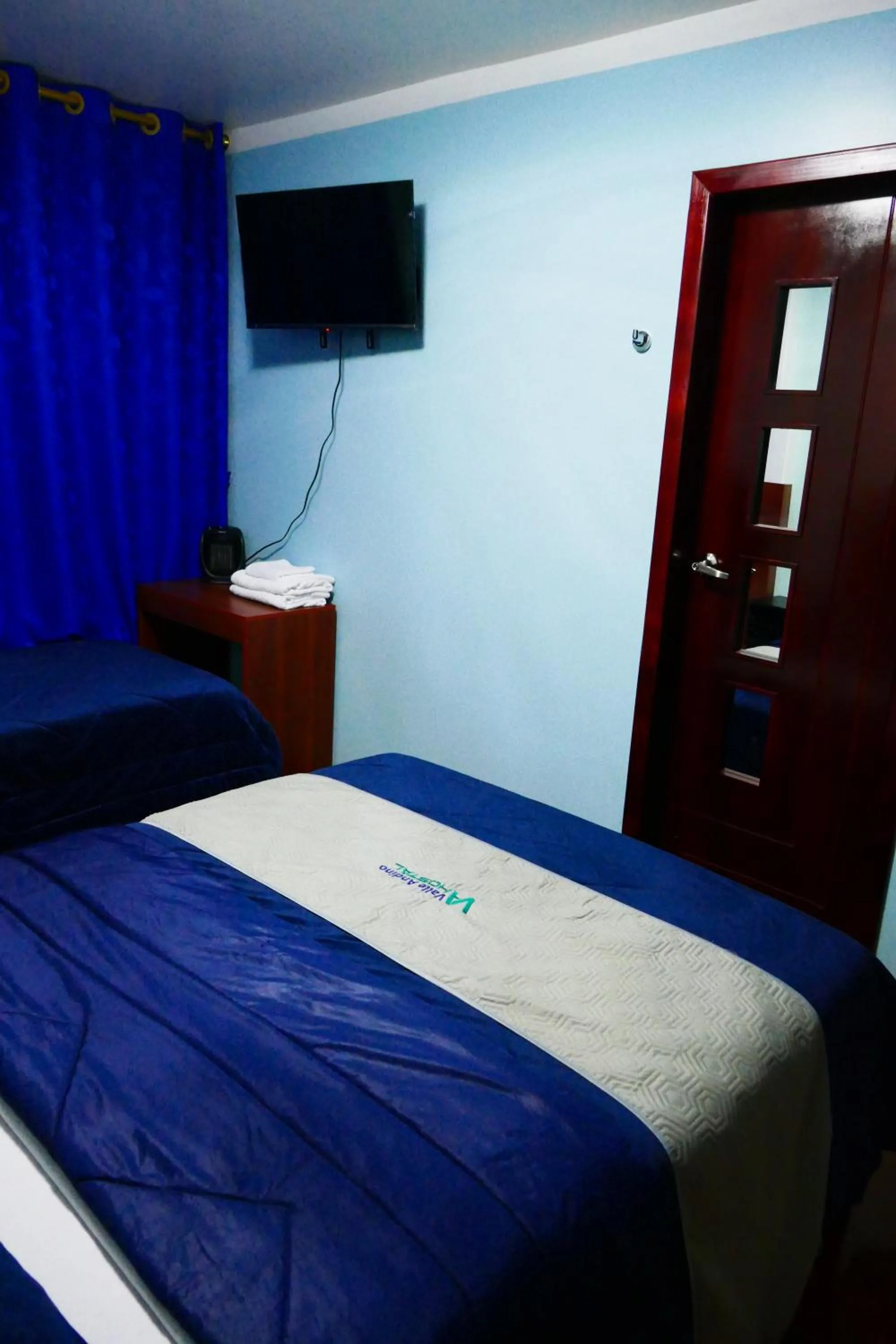 Bathroom, Bed in Hostal Valle Andino