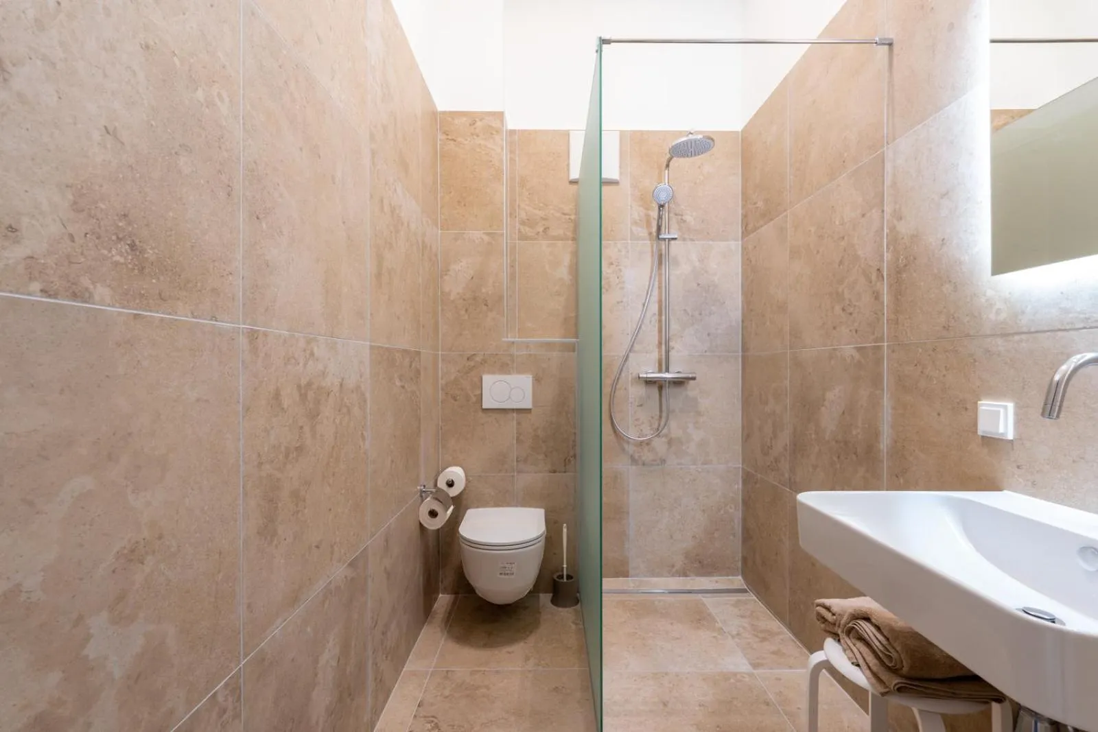 Shower in Pension Pannonia