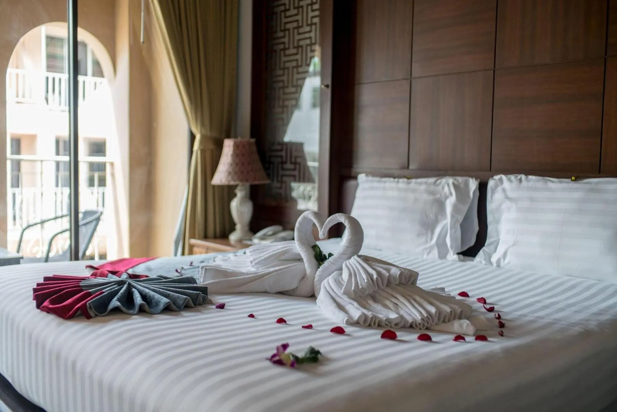 Bed in Grand Orlov Apart Hotel